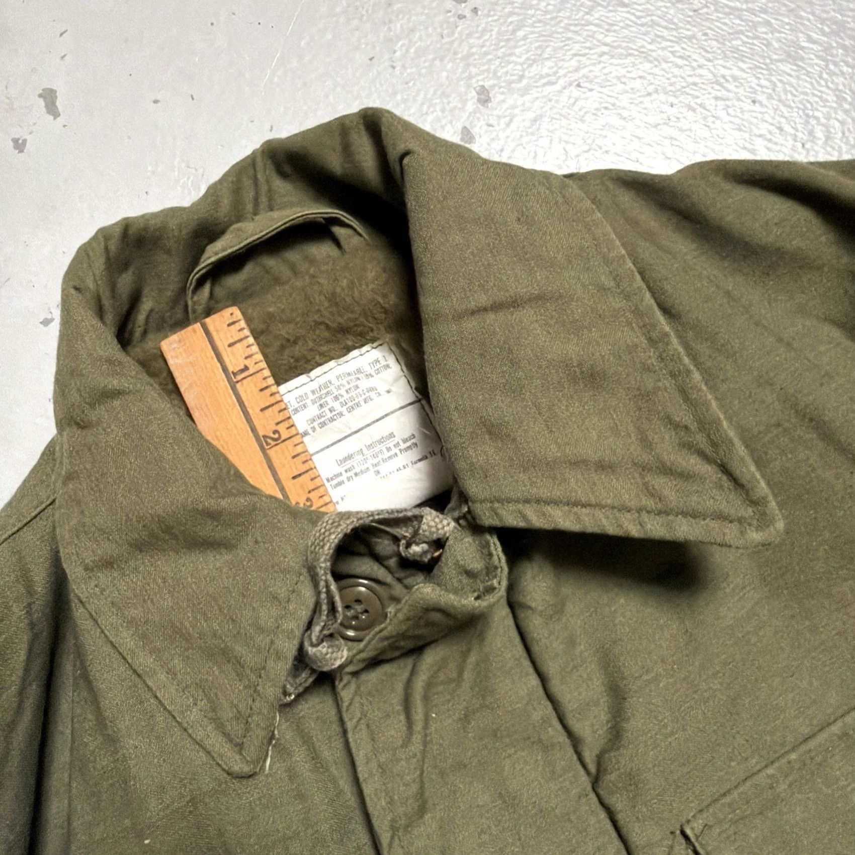 Vintage VINTAGE Centre Mfg. US Military A-2 USN Deck Jacket Lined Jacket S Unworn? Green US NAVY Americana 90s Combat Military Jacket Mens Womens Boys Girls Size US S / EU 44-46 / 1 - 4 Thumbnail