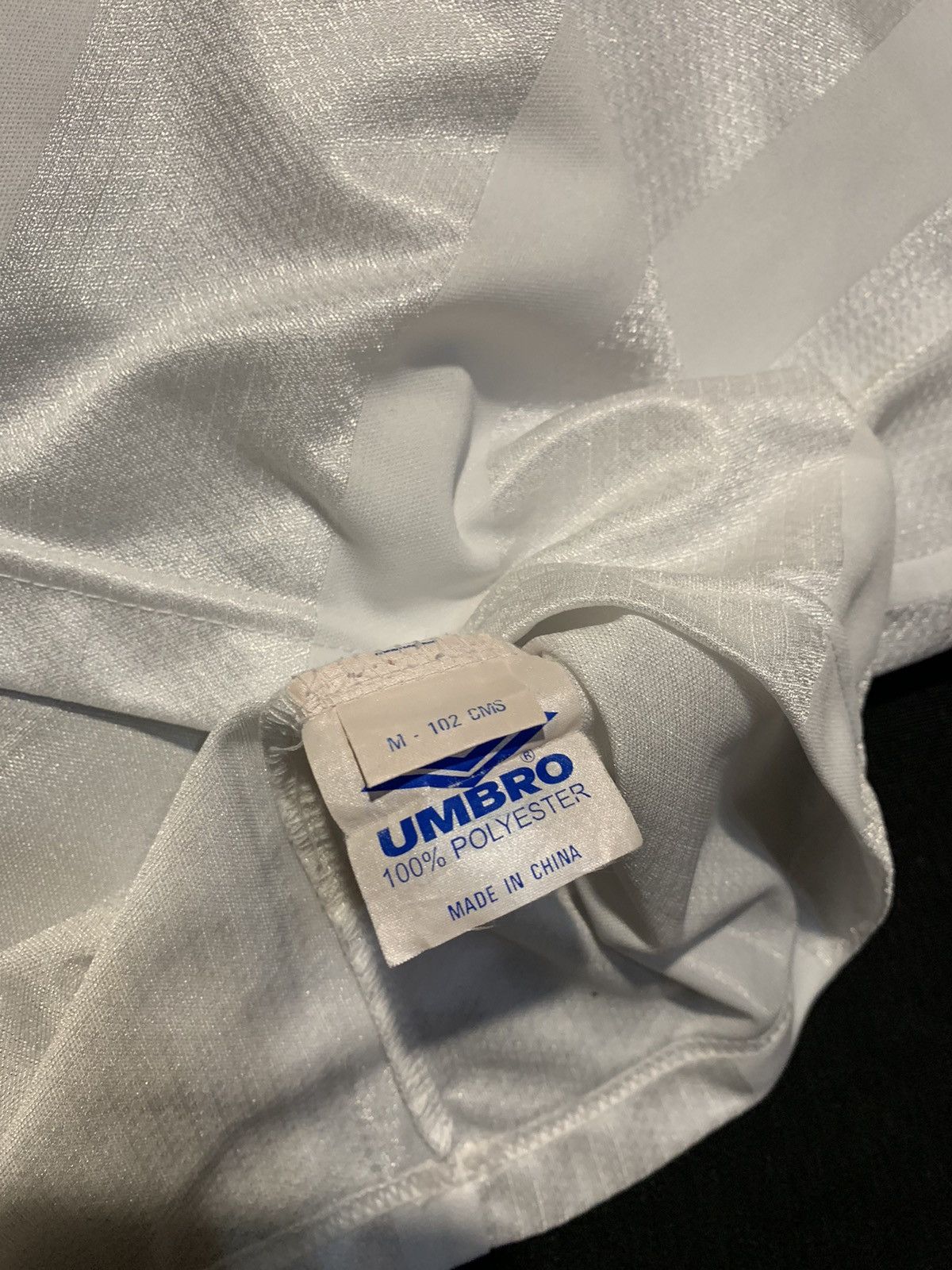 Umbro 90s Vintage Umbro Jersey White Size M Size US M / EU 48-50 / 2 - 7 Thumbnail