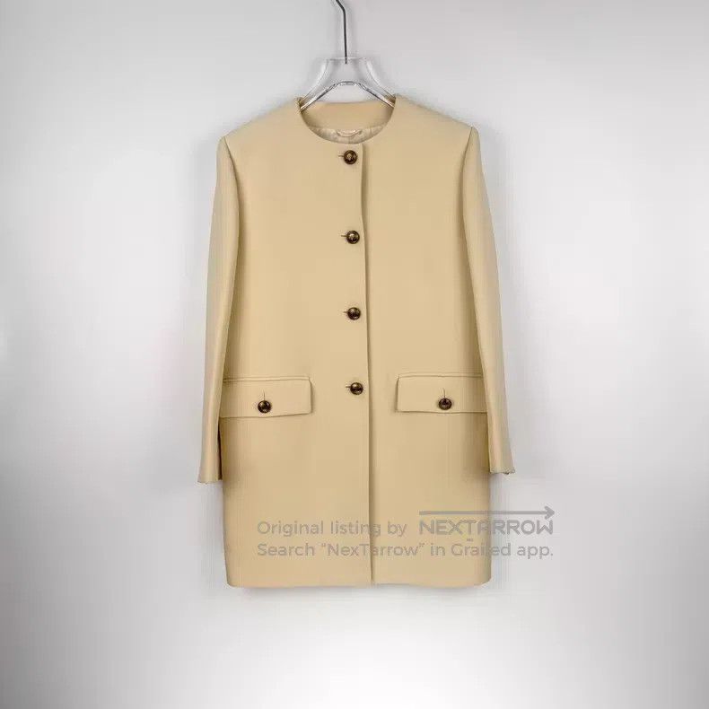 Prada Prada Beige gold buckle wool medium and long coat Size XS / US 0-2 / IT 36-38 - 3 Thumbnail