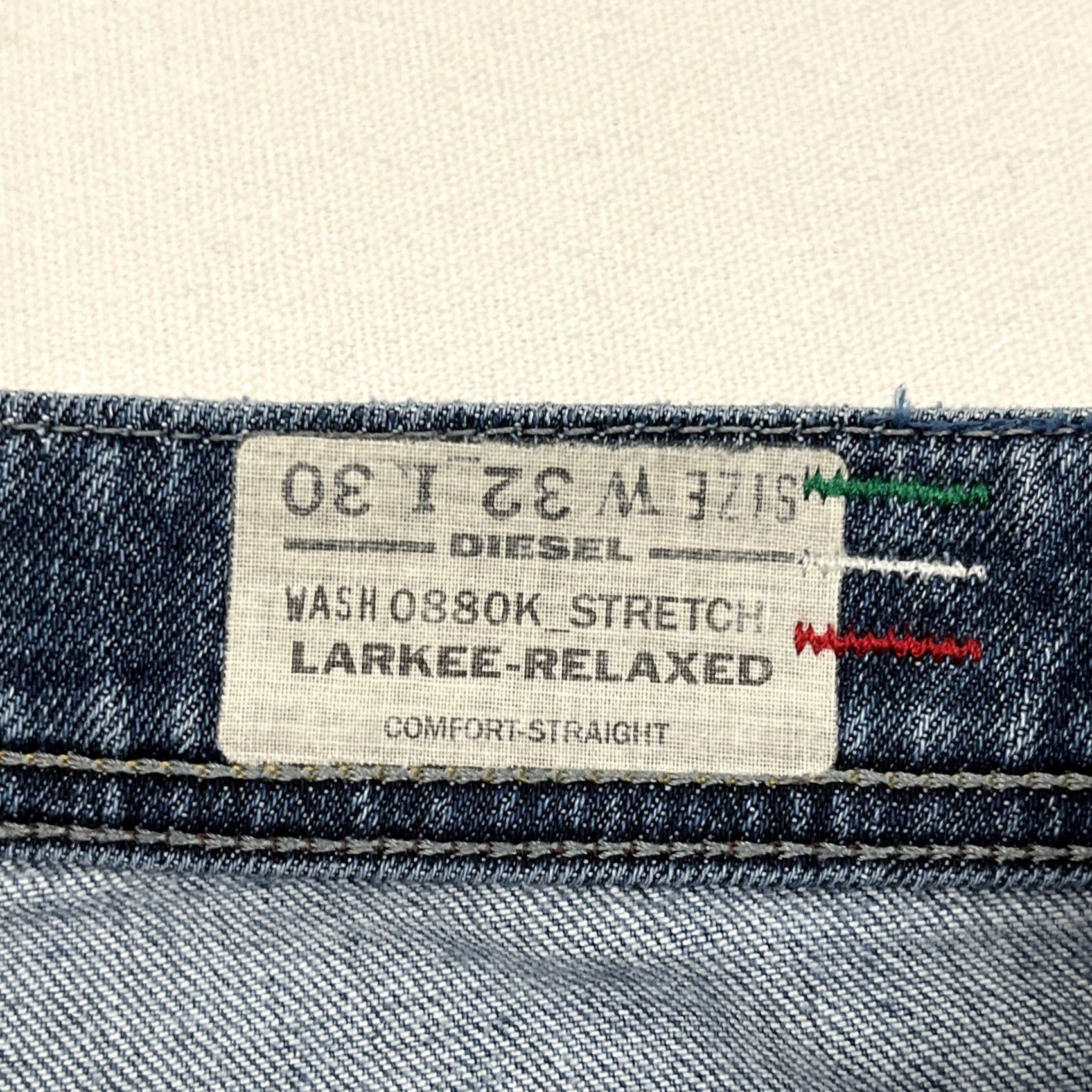 Diesel Diesel Larkee Jeans Mens 32 x 27 Relaxed Straight Stretch Denim Blue 5-Pocket Zipper Button Distressed Comfort Retro Grunge Y2K Classic Jeans Mens Size US 32 / EU 48 - 2 Thumbnail