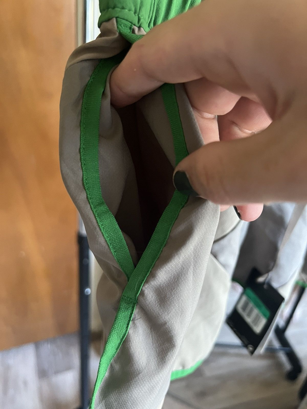 Gyakusou × Nike × Undercover Nike Gyakusou White and Green stripe running shorts Size US 32 / EU 48 - 3 Thumbnail