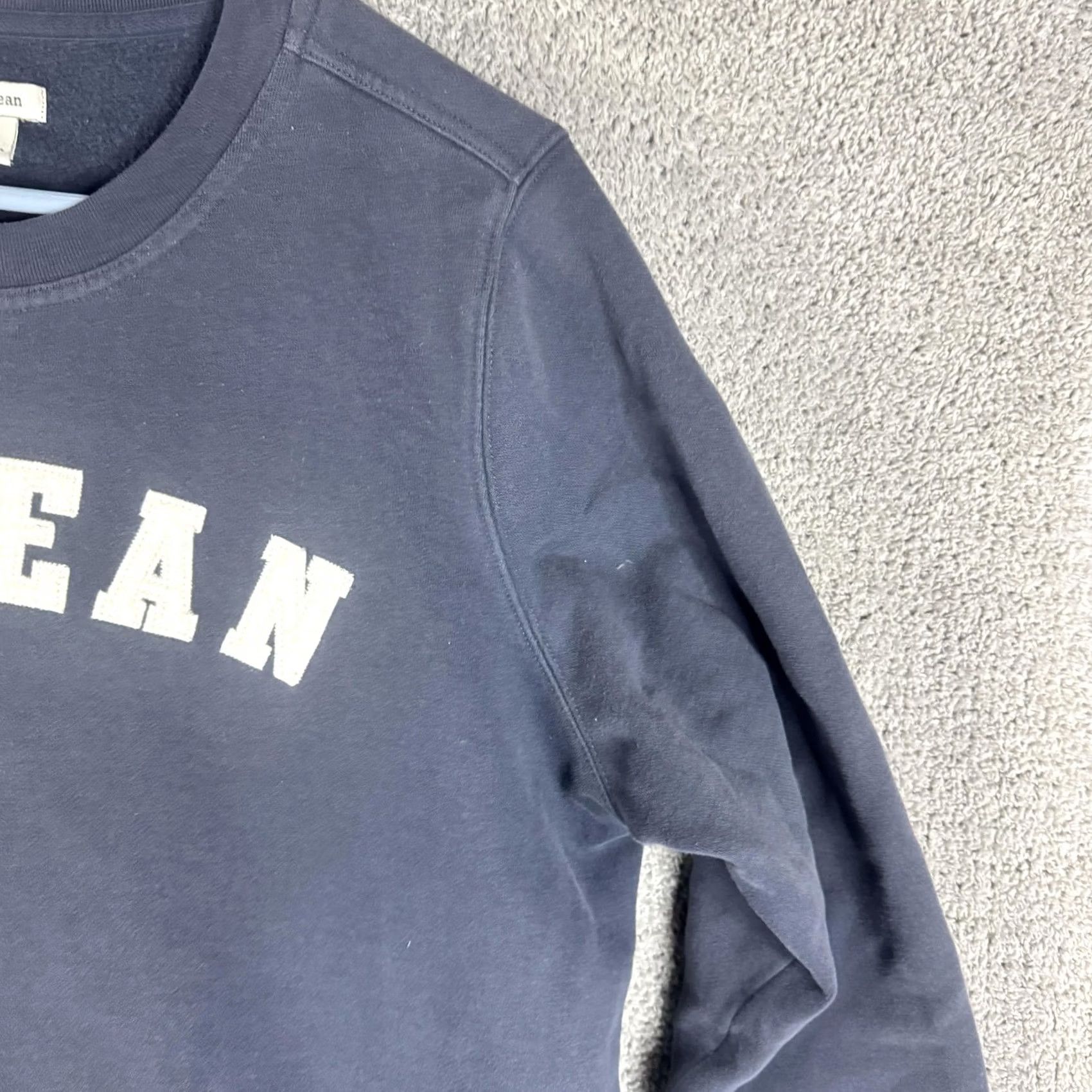 Vintage L.L.Bean Sweatshirt Womens XL Navy Blue Fleece Pullover Logo Crewneck Short Description: None - ignore Size XL / US 12-14 / IT 48-50 - 4 Thumbnail