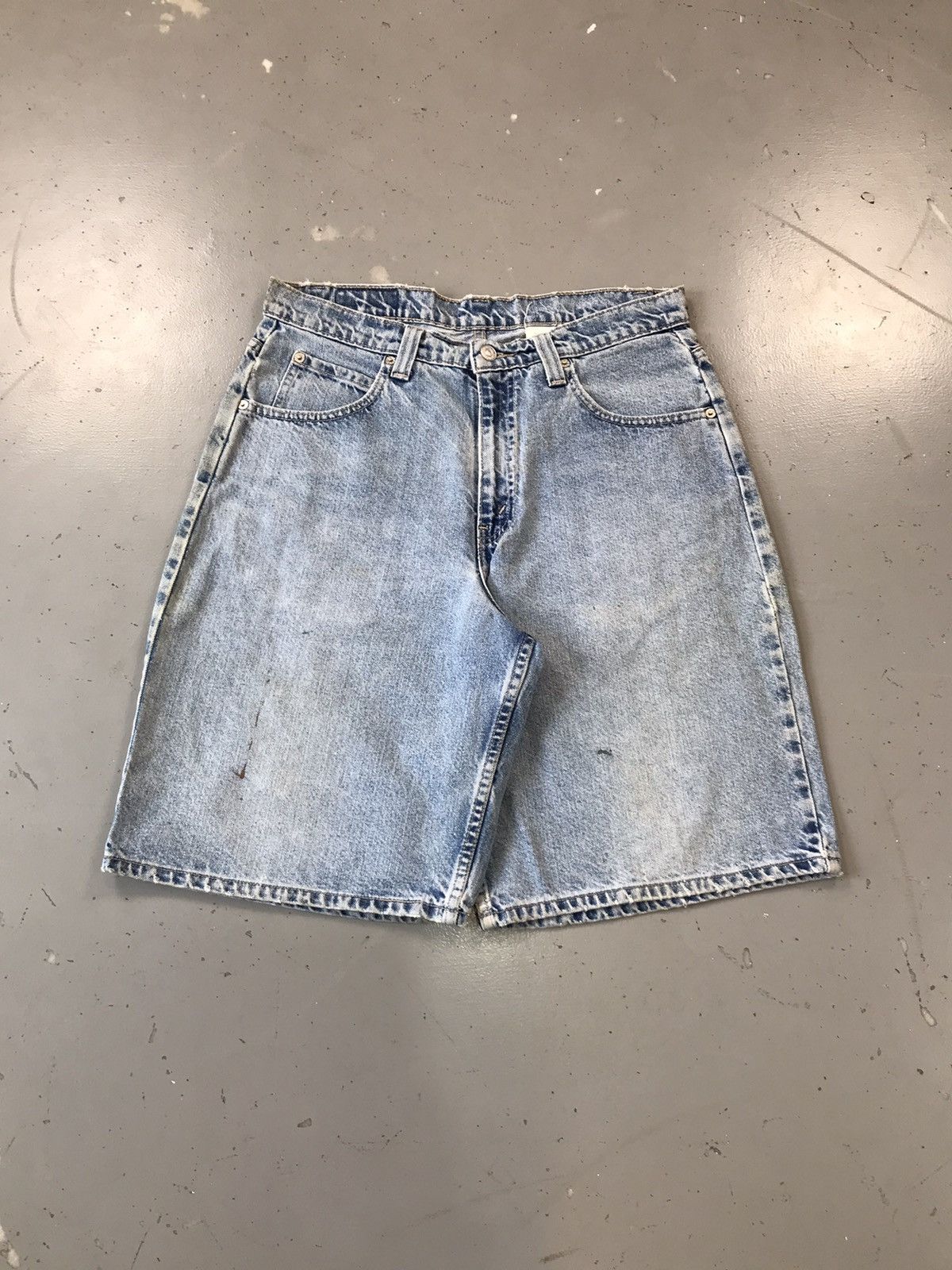 Levi's Vintage Levi’s Strauss & co boxy fit denim short Size US 34 / EU 50 - 1 Thumbnail