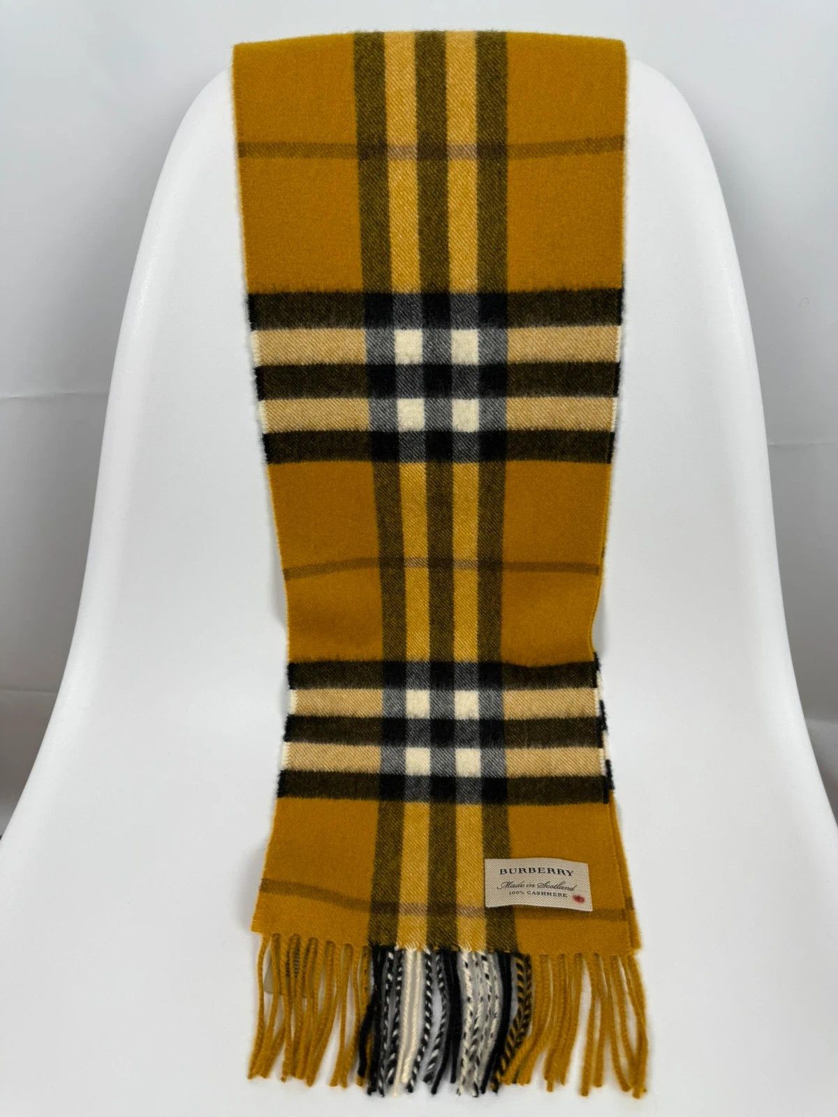 Burberry Burberry Nova Check Scarf 100% Cashmere Made In Scotland Size ONE SIZE - 2 Thumbnail