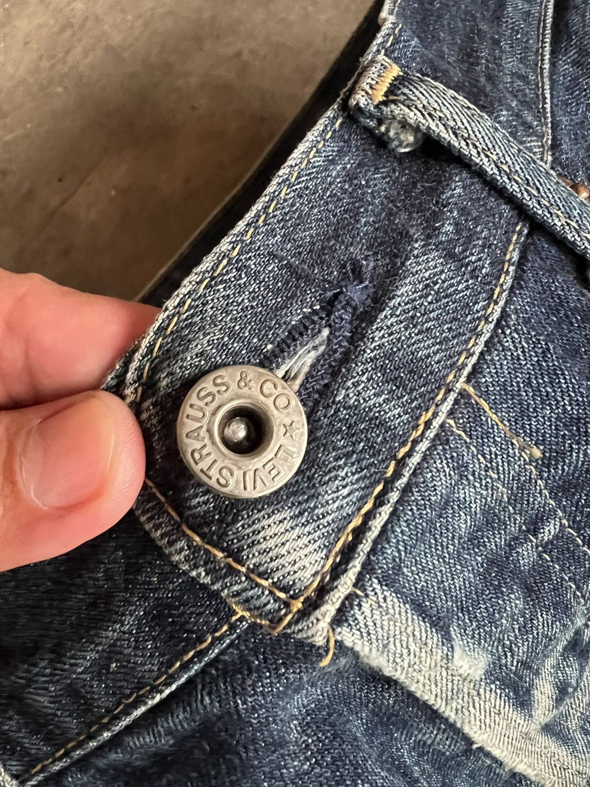 Levi's × Levi's Vintage Clothing VINTAGE LEVIS 702 BIG E SELVEDGE DISTRESSED JEANS Size US 32 / EU 48 - 9 Thumbnail