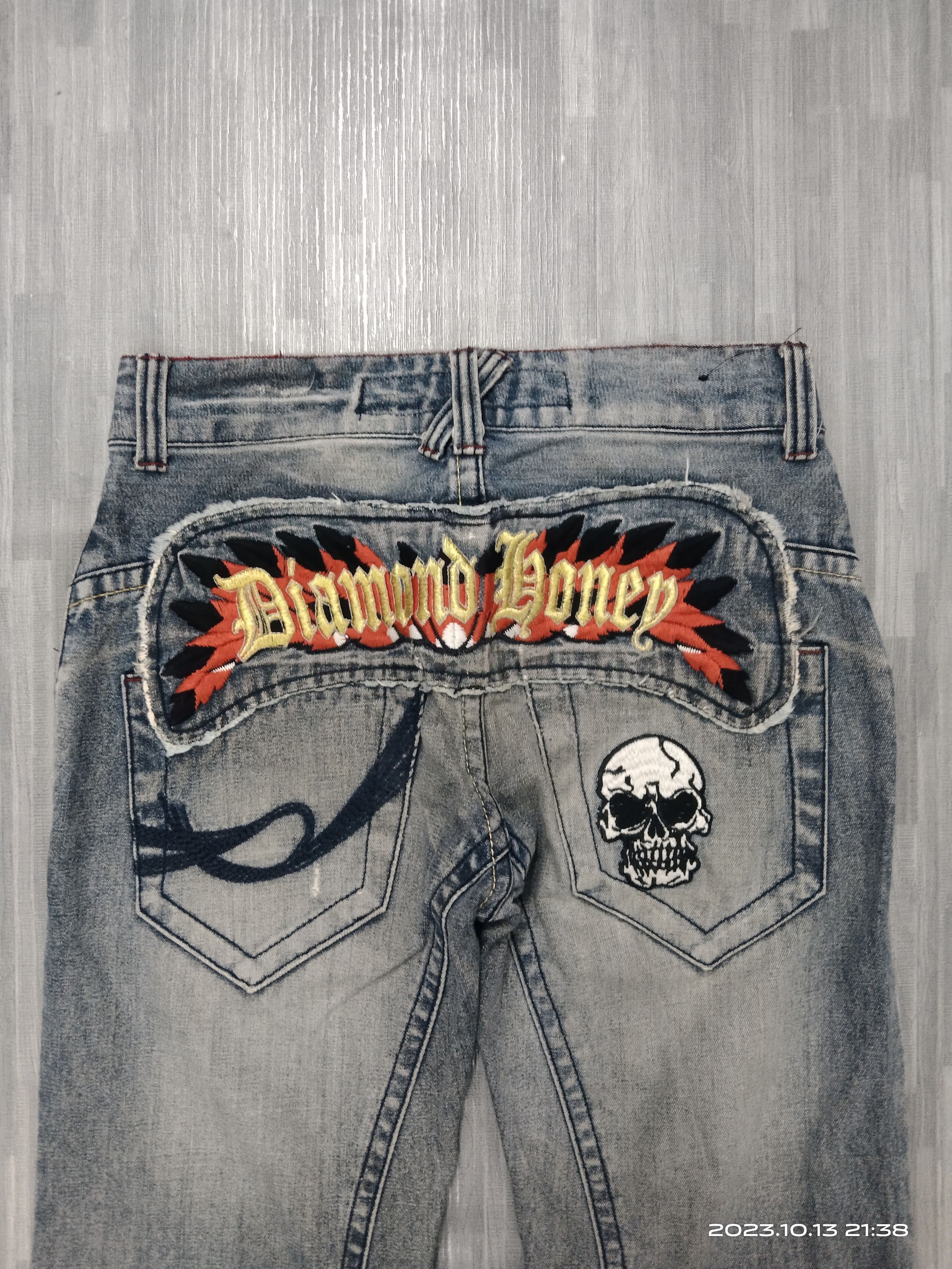 Japanese Brand FLARE SICK DIAM0ND HONEY EMBROIDED SPEELOUT Size US 27 - 5 Thumbnail