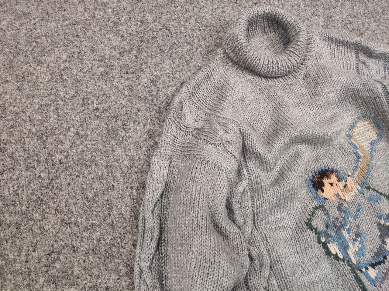 Japanese Brand Vintage 90's handmade Knit Sweater with big tennis player Size US S / EU 44-46 / 1 - 7 Thumbnail