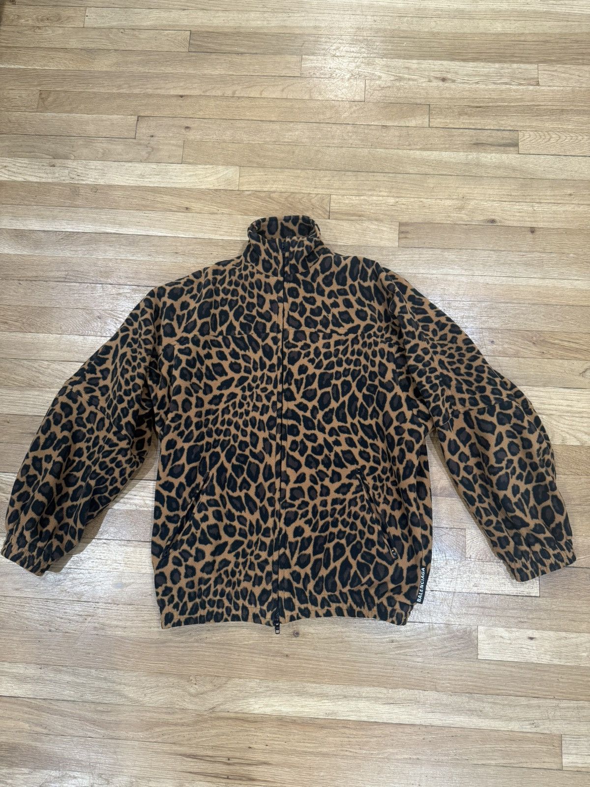 Balenciaga Balenciaga 2021 Leopard Fleece Size US L / EU 52-54 / 3 - 2 Thumbnail