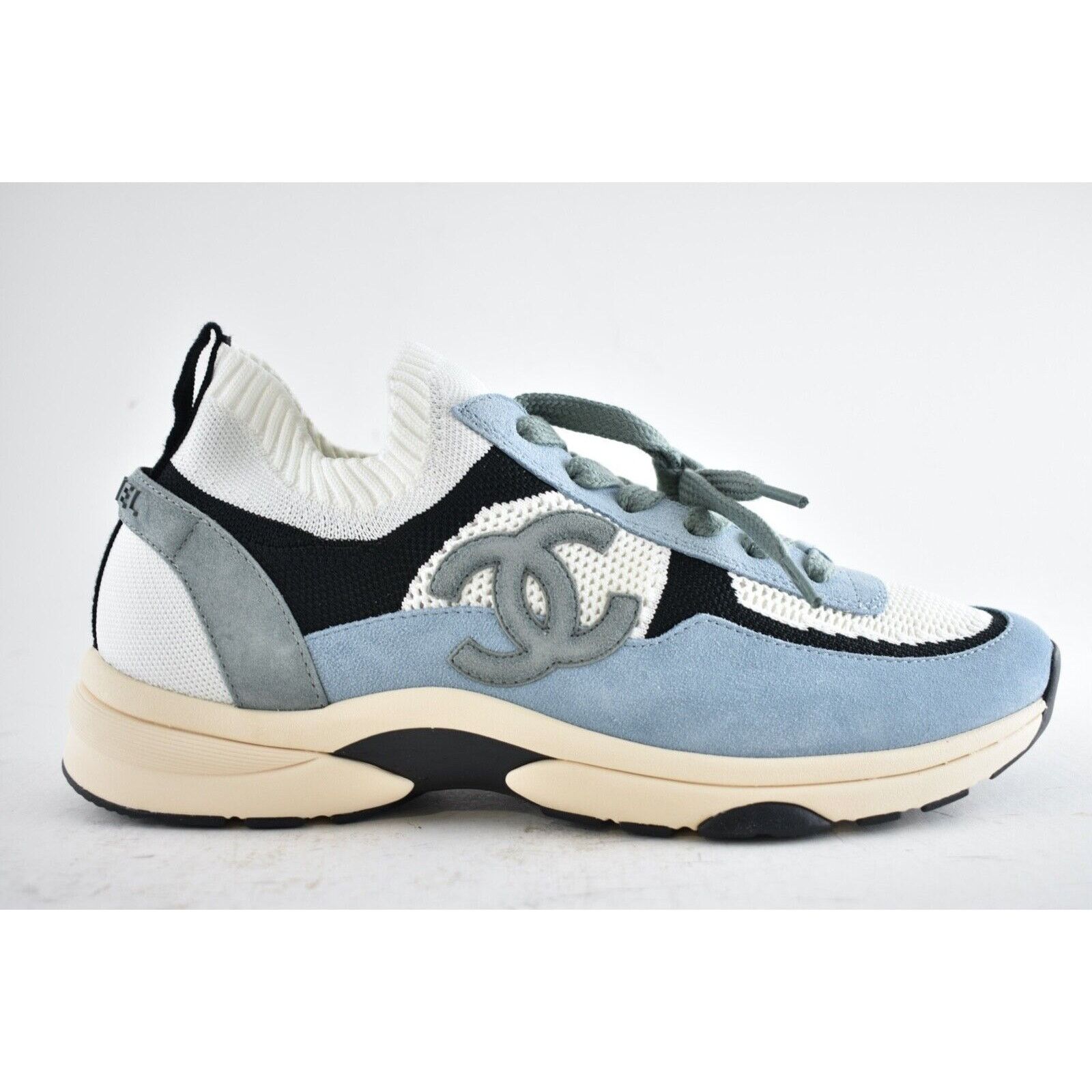Chanel Chanel 22C Suede Knit CC Logo Low Top Trainer Sneaker 44 11 Size US 11 / EU 44 - 1 Thumbnail