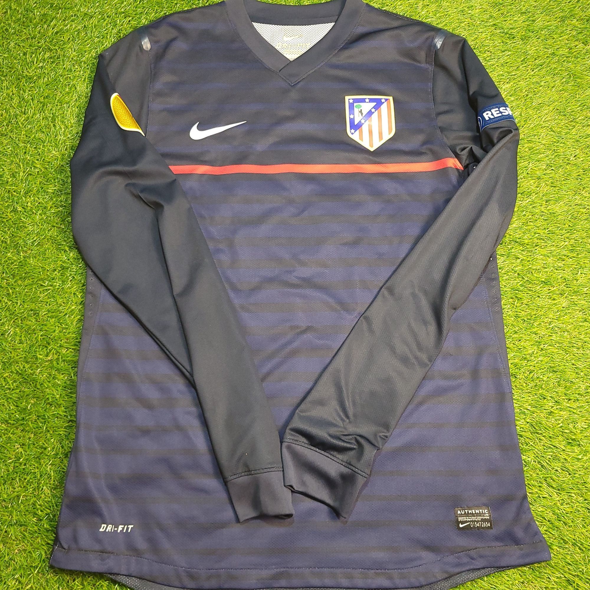Nike Falcao Atletico Madrid 2011 2012 MATCH ISSUED Soccer Jersey Size US L / EU 52-54 / 3 - 2 Thumbnail