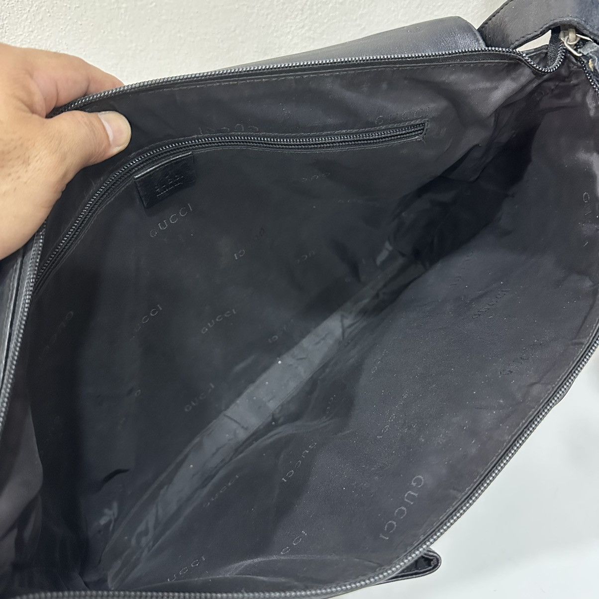 Gucci GUCCI BLACK LEATHER MESENGGER BAG 22 Size ONE SIZE - 18 Thumbnail