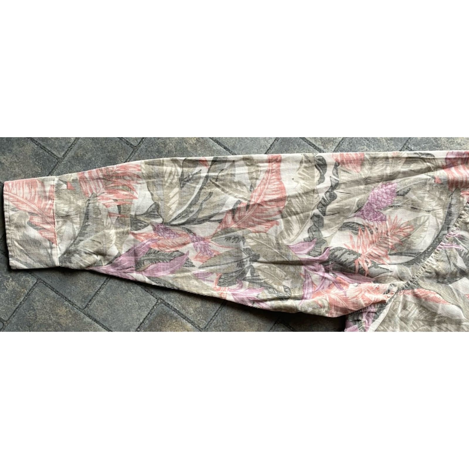 Tommy Bahama Tommy Bahama MENS XL Corduroy Button Up Shirt Coastline Cord Floral Pink NEW NWT Size US XL / EU 56 / 4 - 5 Thumbnail