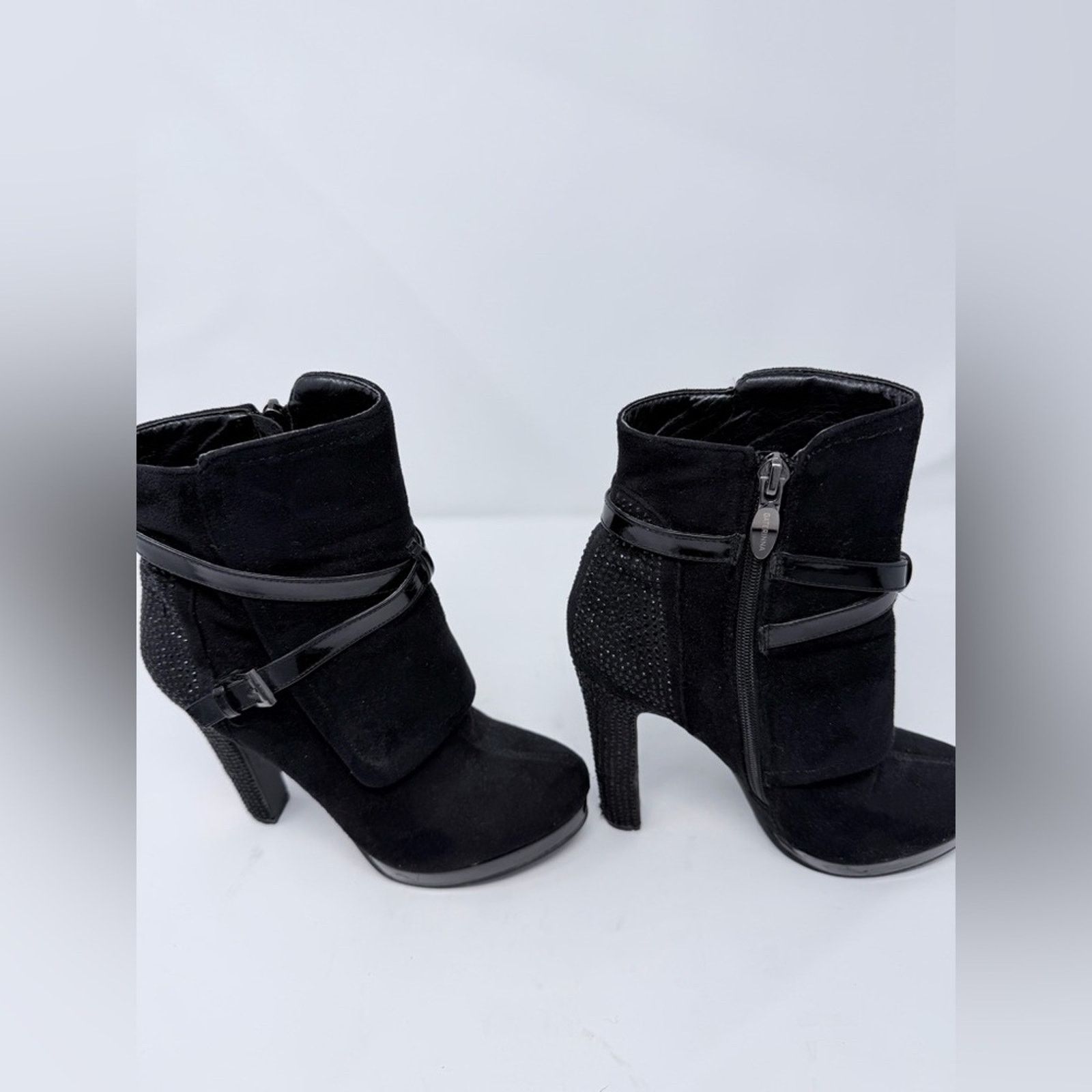 Other Comfortable Black Suede Ancle Boots w black rhinestones Size US 8 / IT 38 - 6 Thumbnail