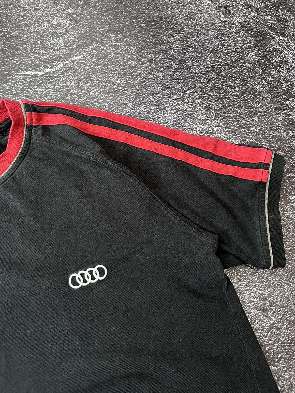 Vintage Vintage Y2K Audi S Line Embroidered Racing Tee T-Shirt Size US M / EU 48-50 / 2 - 3 Thumbnail
