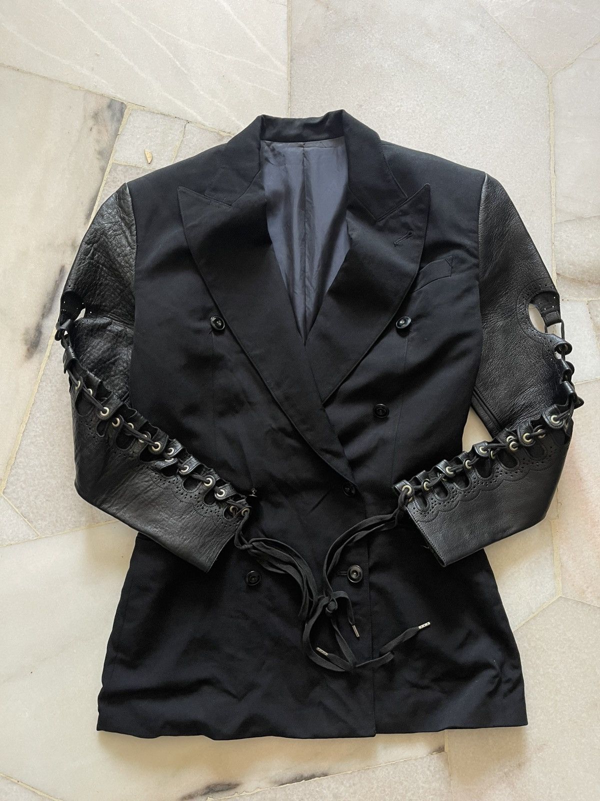 Jean Paul Gaultier Runway 1992 Jean Paul Gaultier Leather Sleeve Jacket 11 Size S / US 4 / IT 40 - 11 Thumbnail