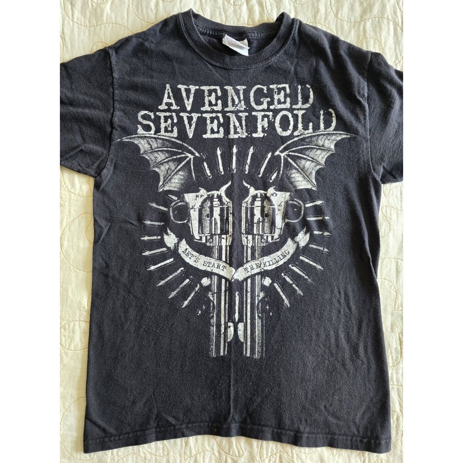 Hanes VINTAGE Avenged Sevenfold Bat Guns Tshirt Black Adult Small Gender Neutral Y2k Size US S / EU 44-46 / 1 - 2 Thumbnail