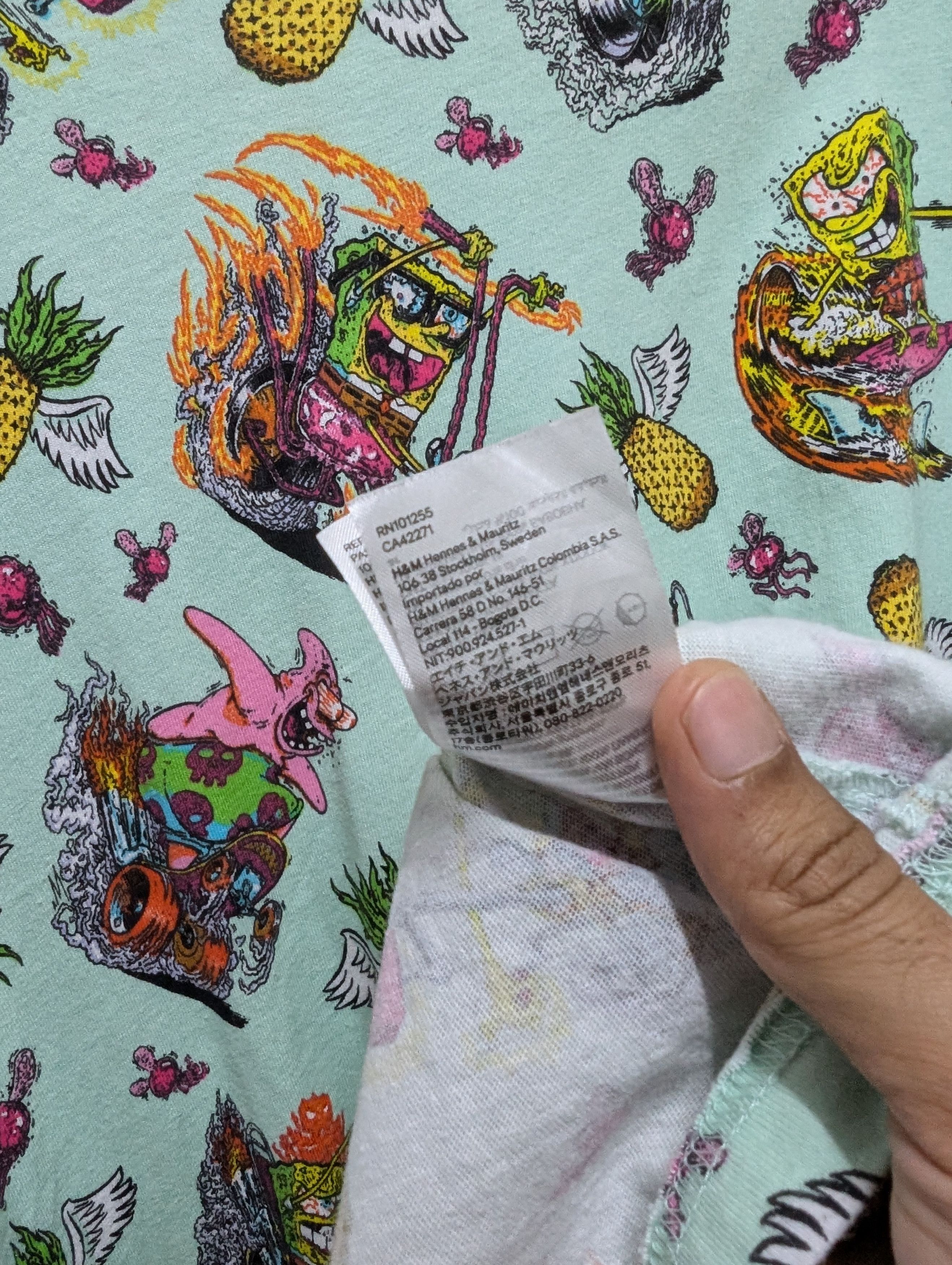 Cartoon Network × H&M H&M SpongeBob SquarePants AOP Size US XL / EU 56 / 4 - 9 Thumbnail