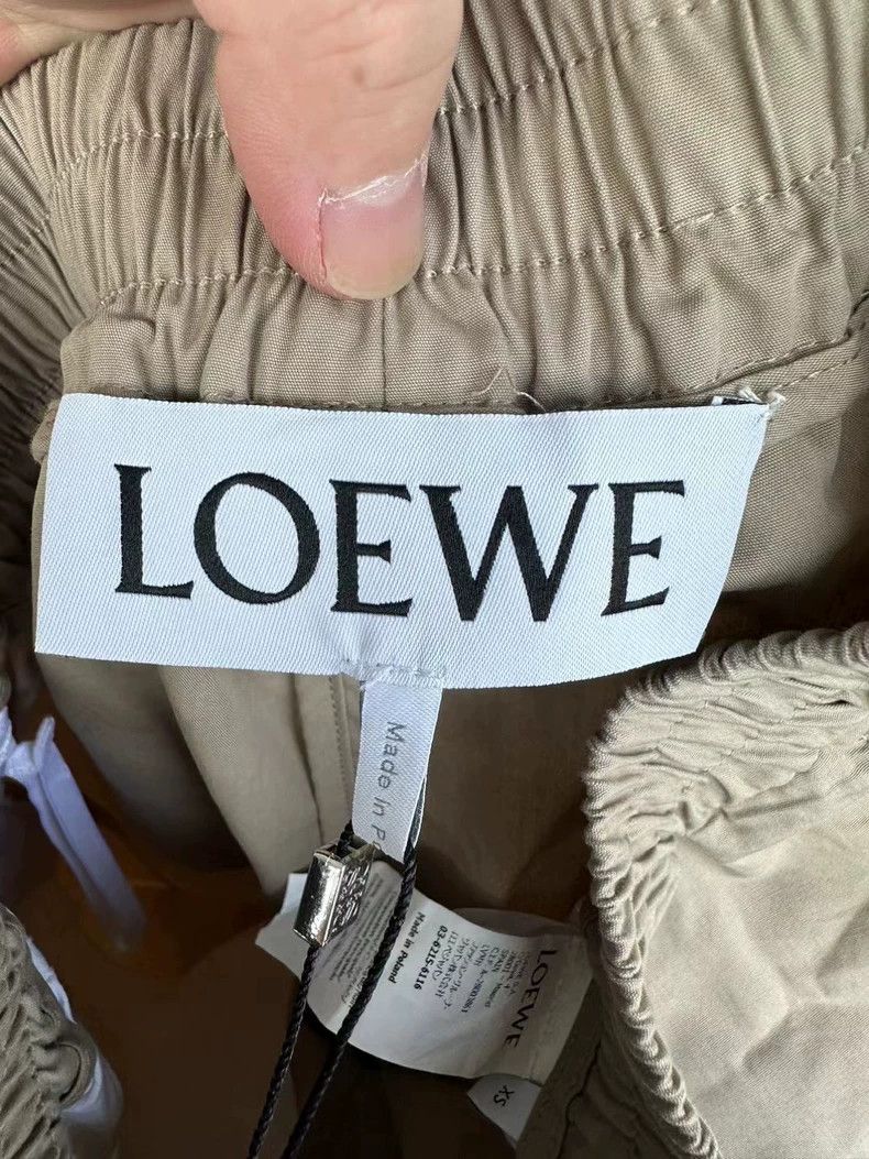 Loewe LOEWE sizeXS Kakoseh back pocket logo wide leg pants Size 26" / US 2 / IT 38 - 4 Thumbnail