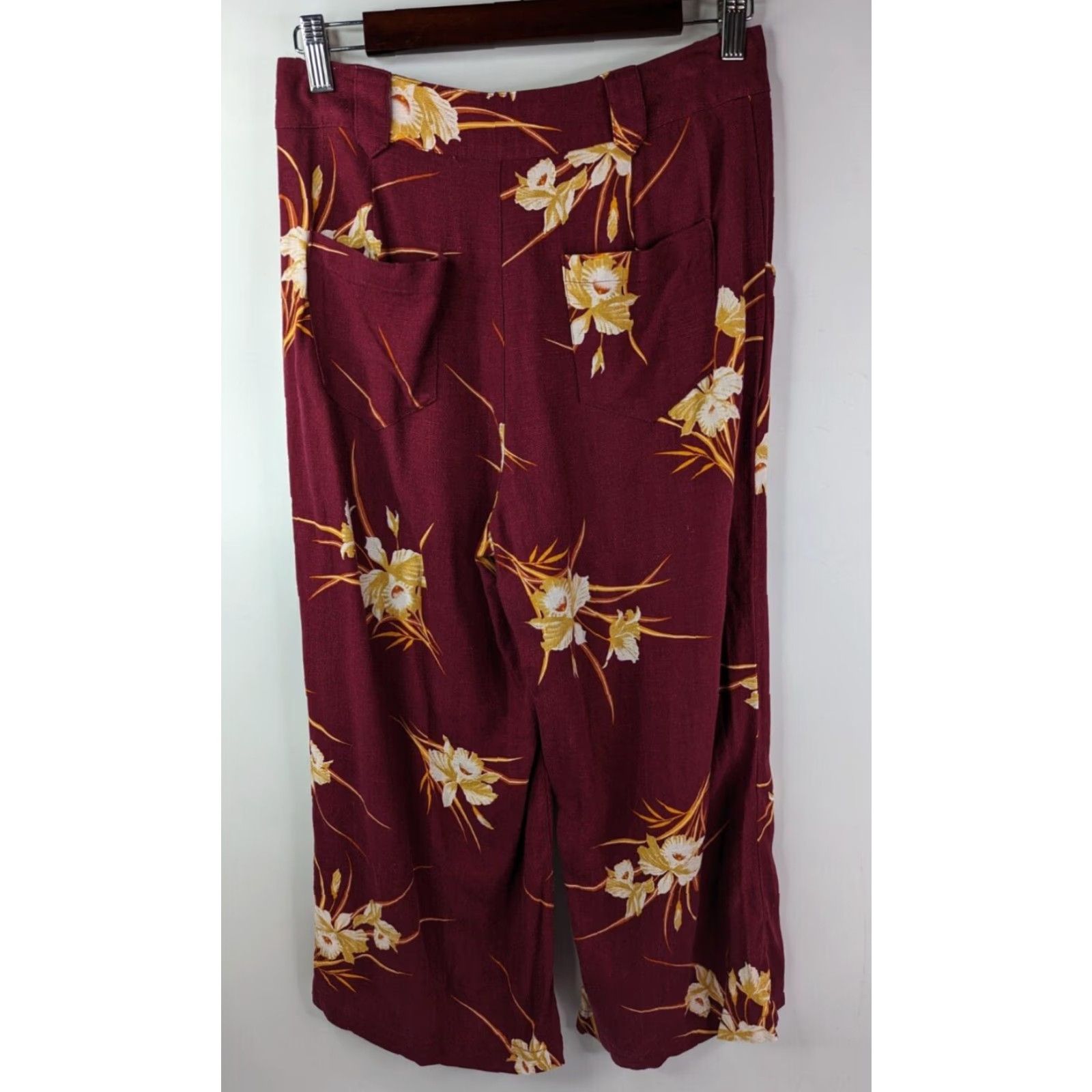 Vintage ModCloth Burgundy Floral Linen Blend Join Joyfully Culotte Pants Women’s Size 6 Size 28" / US 6 / IT 42 - 4 Thumbnail