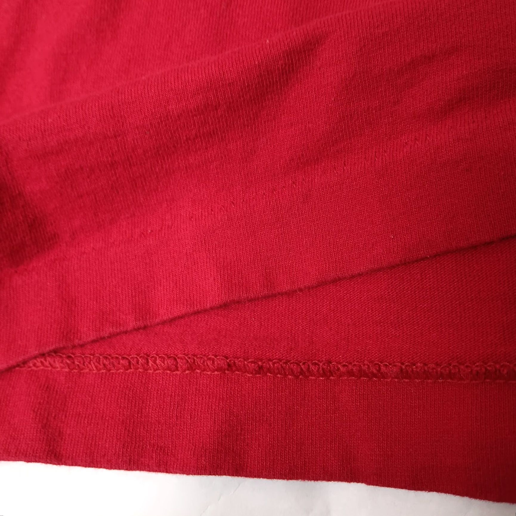 Fruit Of The Loom VINTAGE Fruit of the Loom Casualwear Shirt Mens Large Red Short Sleeve Crew Neck 28" L 22" Pit to Pit United States Mens Size US L / EU 52-54 / 3 - 5 Thumbnail