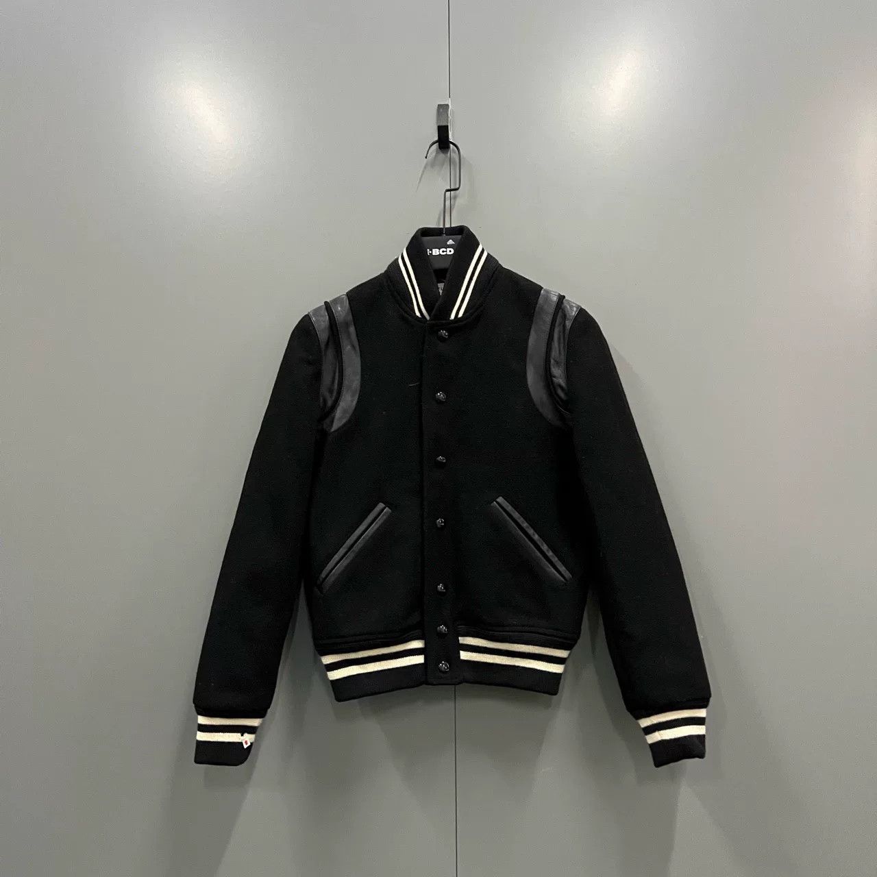 Saint Laurent Paris black leather and fabric bomber jacket Size US S / EU 44-46 / 1 - 1 Thumbnail