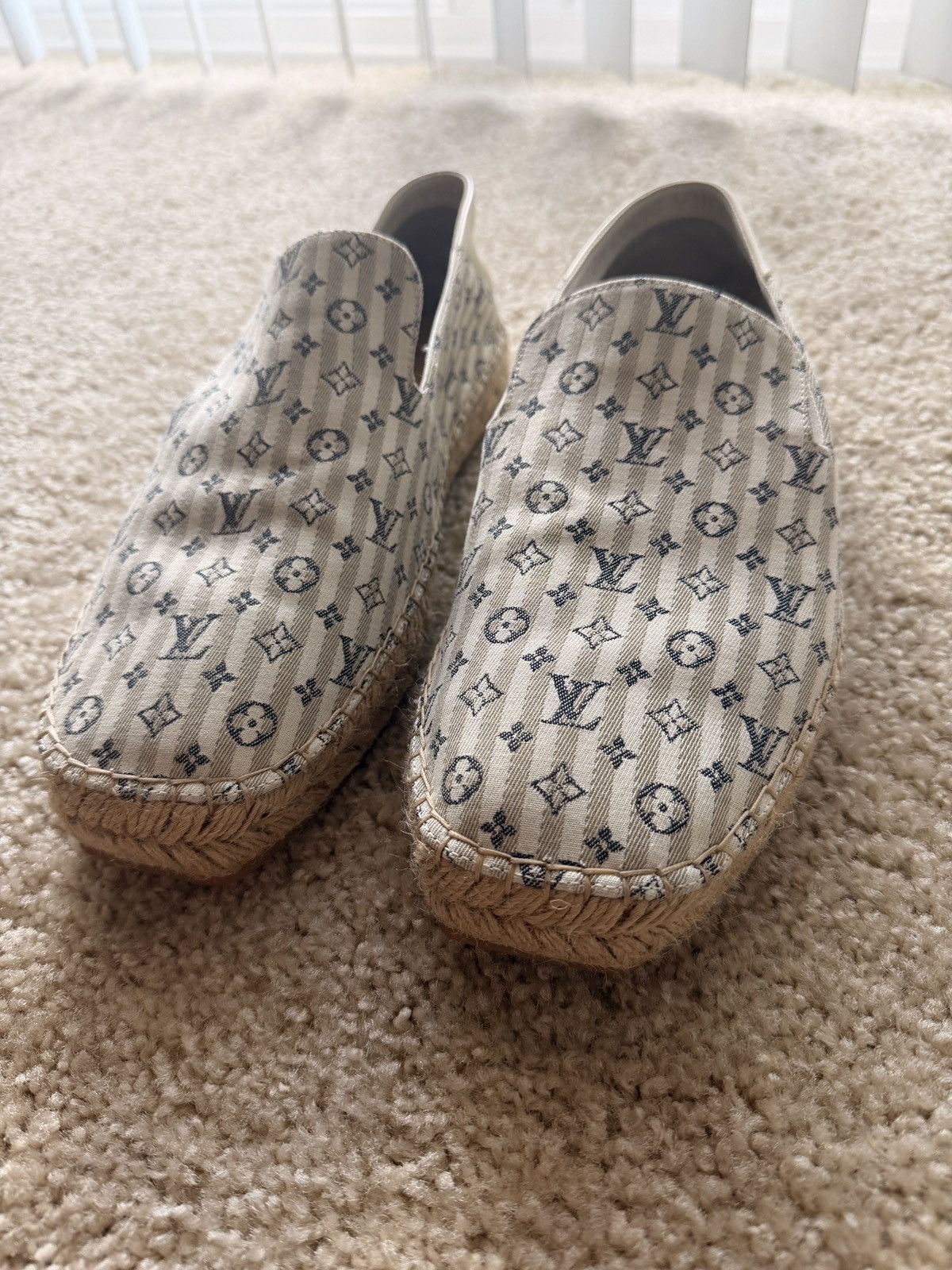 Louis Vuitton White & Beige Bidart Striped Monogram Espadrilles Size US 9.5 / EU 42-43 - 7 Thumbnail