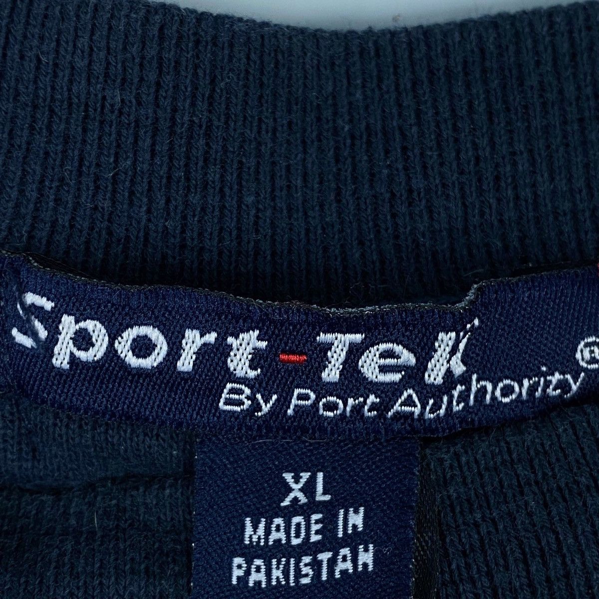 Vintage Vintage University Of Phoenix Sweatshirt Small Embroidered Size US XL / EU 56 / 4 - 5 Thumbnail