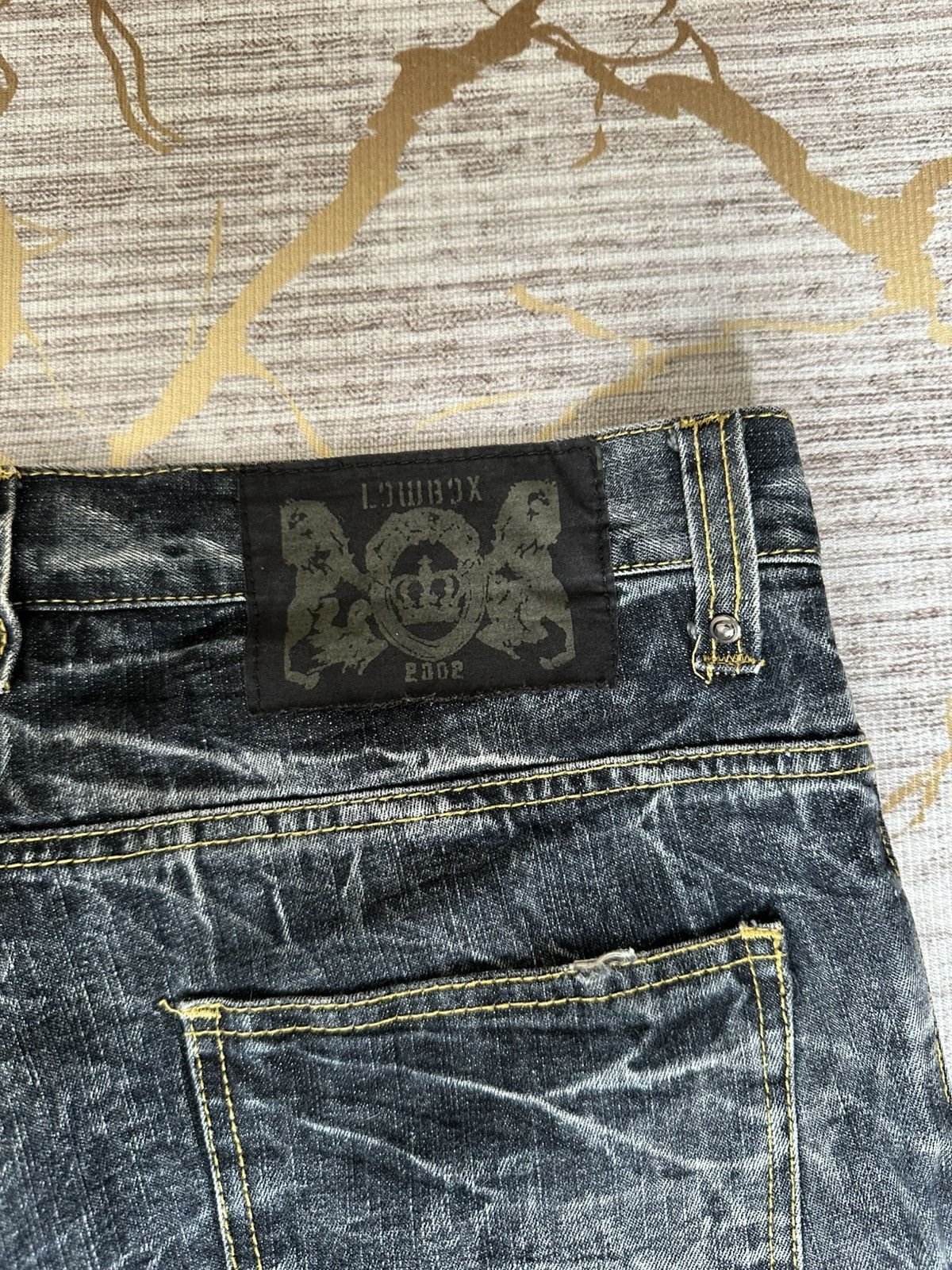 Tornado Mart FLARE Lowbox Premium Distressed Claw Marks Design Denim Size US 32 / EU 48 - 17 Thumbnail