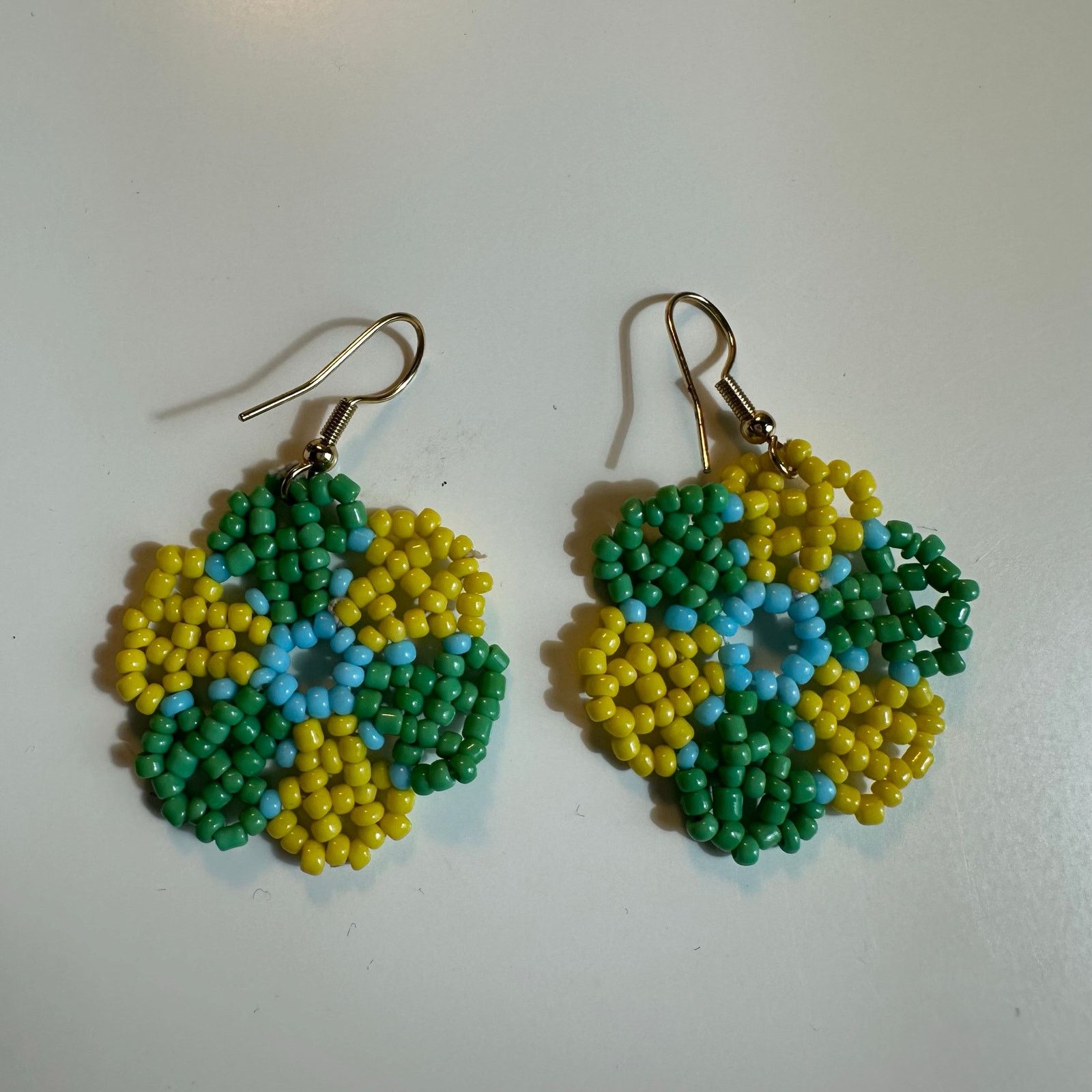 Other Flower Dangle Beaded Earrings Multicolor Yellow Green Blue Size ONE SIZE - 4 Thumbnail