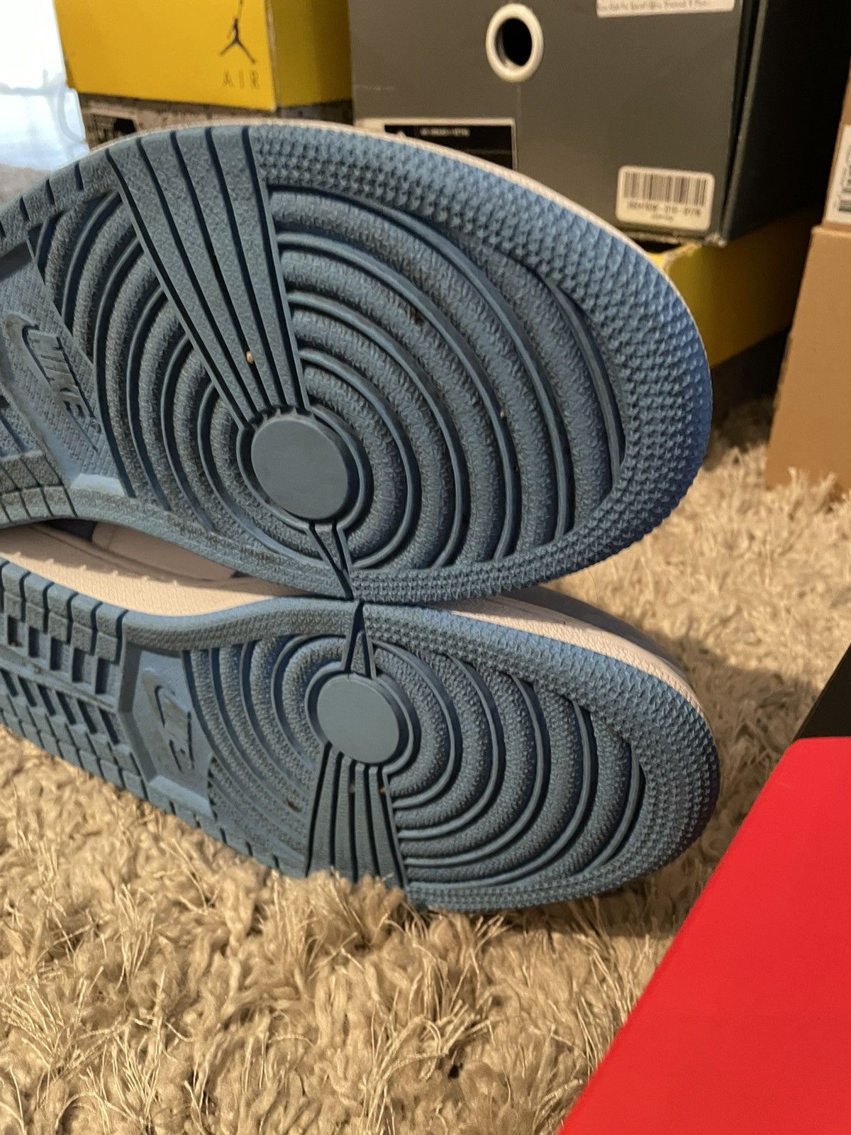 Jordan Brand Jordan 1 University Blue Size US 10.5 / EU 43-44 - 9 Thumbnail