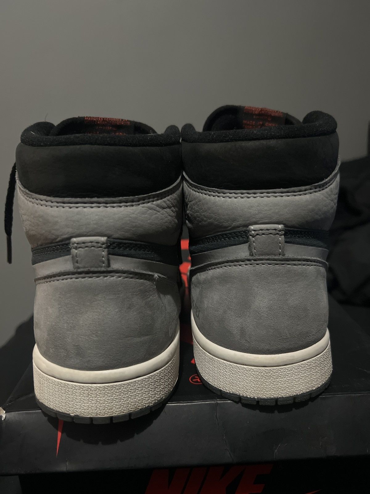 Nike Air jordan 1 gore-tex Size US 7.5 / EU 40-41 - 6 Thumbnail