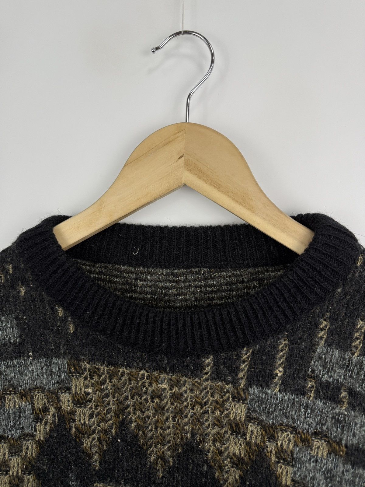 Hugo Boss 🇮🇹 Vintage 90s Hugo Boss Archive Knit Sweaters Made in Italy Size US M / EU 48-50 / 2 - 6 Thumbnail