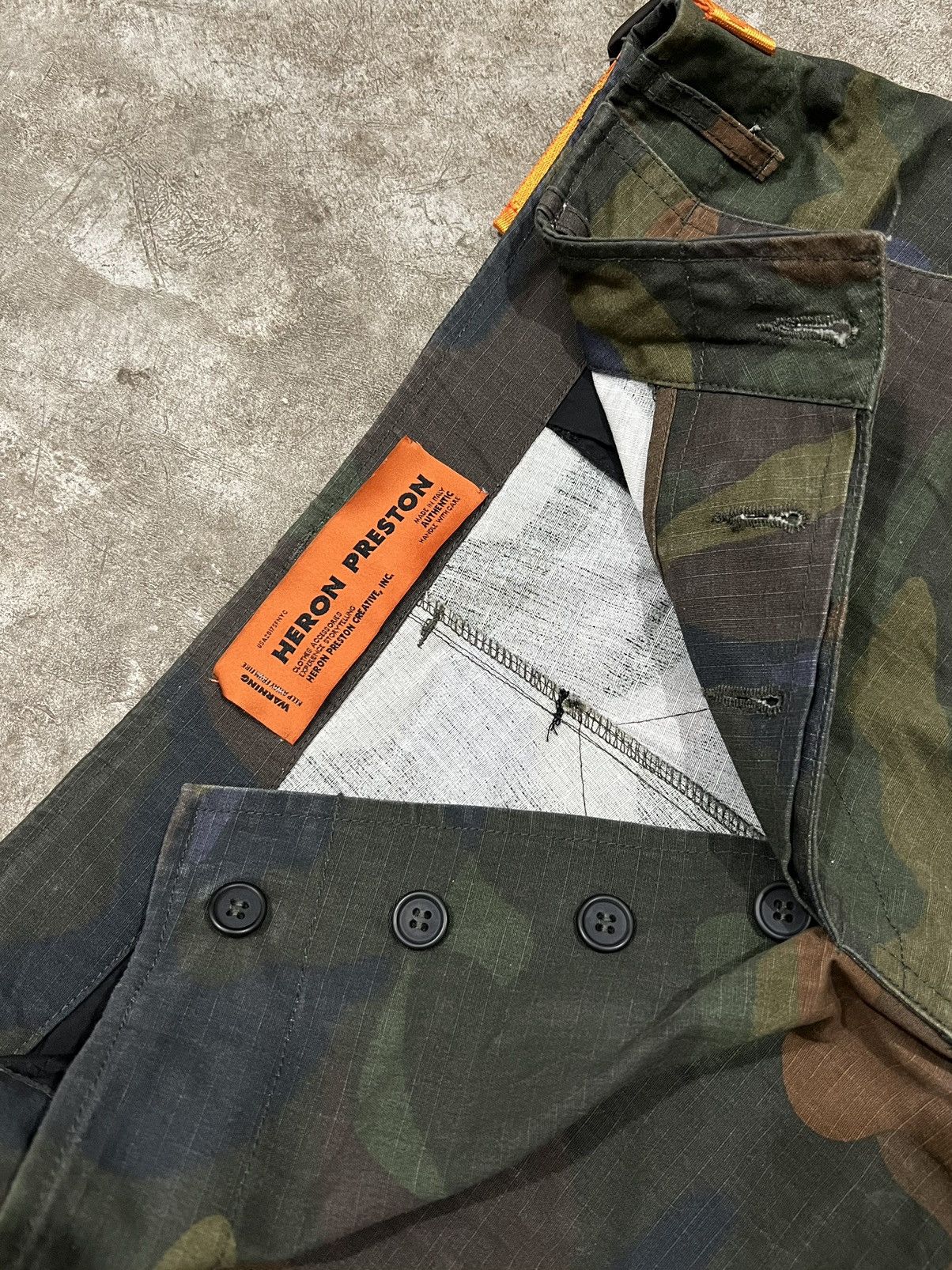 Designer × Heron Preston Heron Preston Camo Cargo Pants Size US 32 / EU 48 - 7 Thumbnail