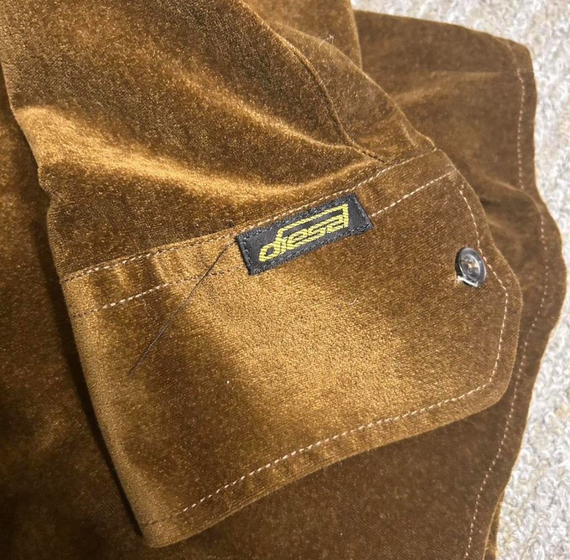 Diesel Vintage Diesel velvet gold/brown shirt Size L / US 10 / IT 46 - 4 Thumbnail