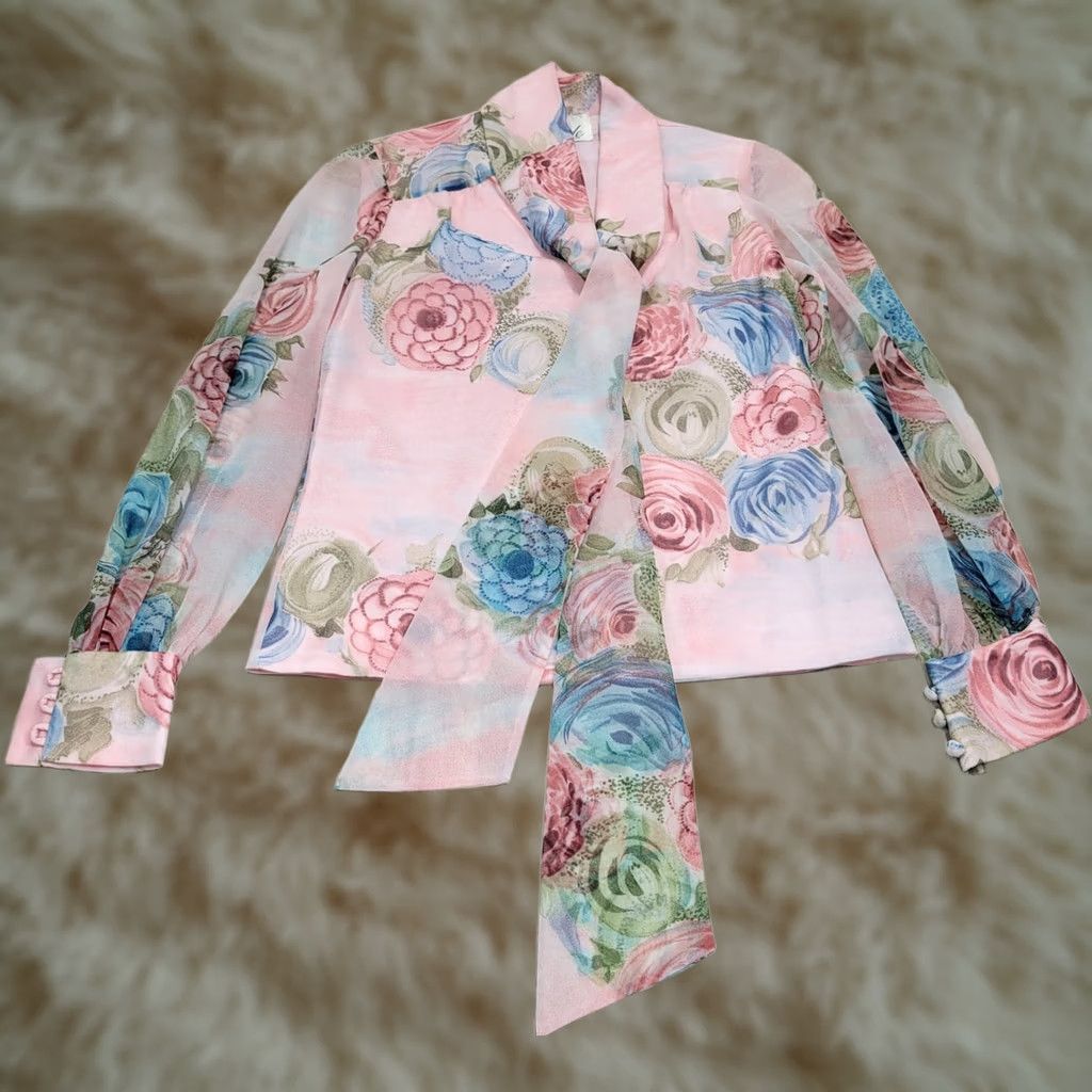Vintage Vtg Parade Womens Shirt Size S Pastel Garden Roses Sheer Long Sleeve Blouse Pink Blue 8 Vintage Style Womens Size M / US 6-8 / IT 42-44 - 1 Thumbnail