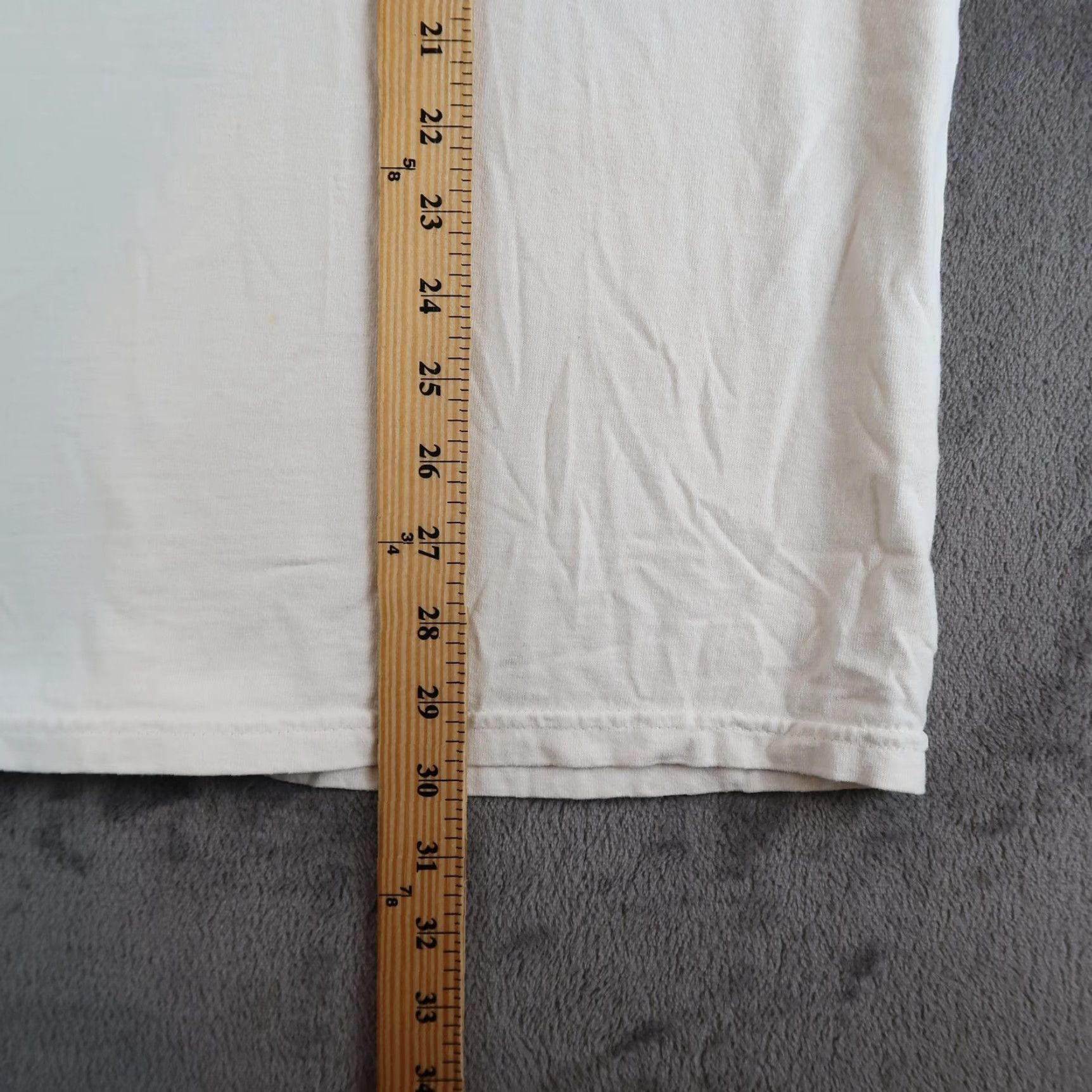 Fruit Of The Loom VINTAGE Las Vegas BikeFest T Shirt Mens XL White Cotton Graphic Print Motorcycle Event 2008 Hogs Heifers Shirt Mens XL Biker Event Vintage Size US XL / EU 56 / 4 - 6 Thumbnail