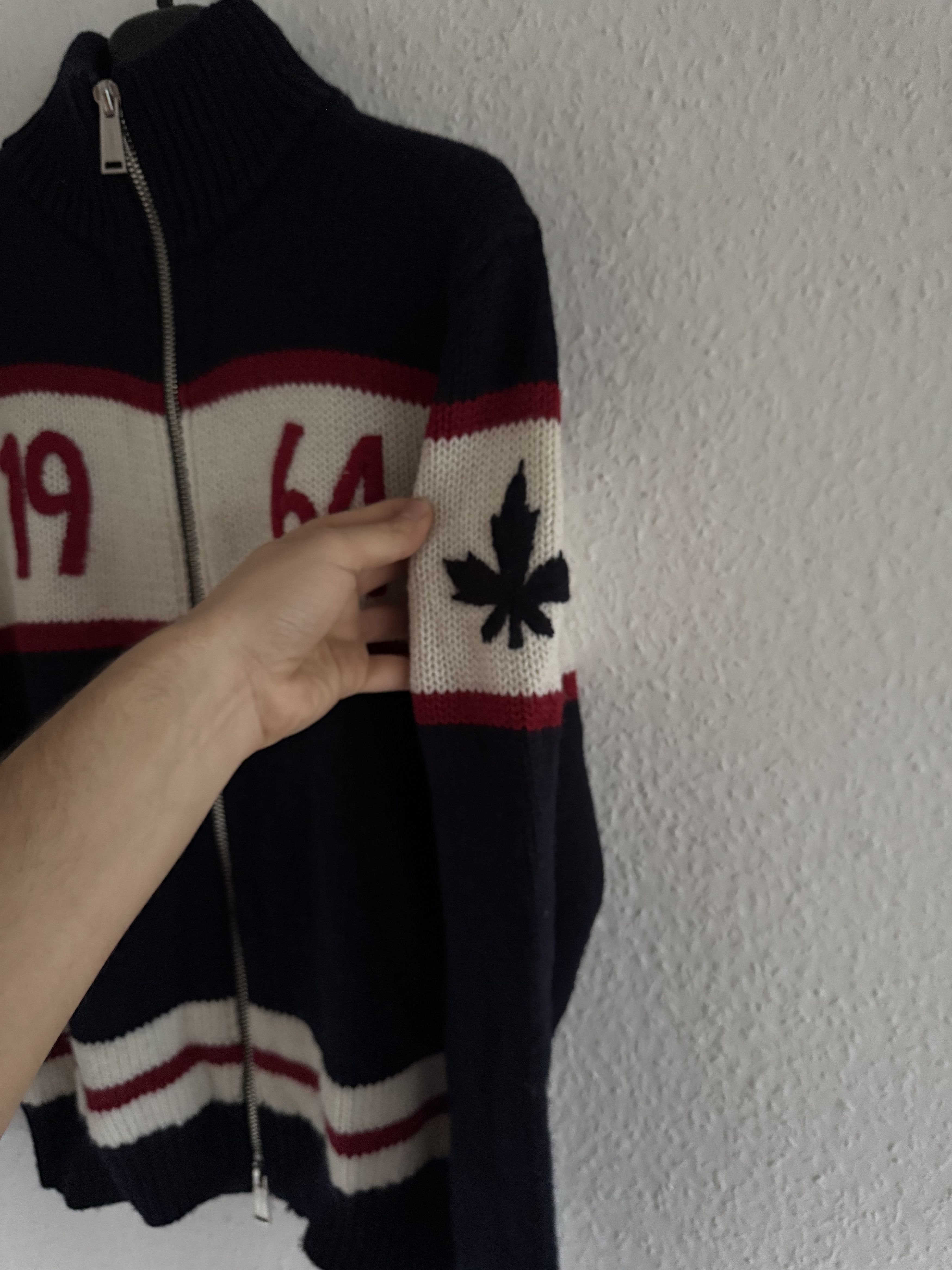 Dsquared2 FW10 Maple Leaf Knit Zip Jacket Size US L / EU 52-54 / 3 - 8 Thumbnail