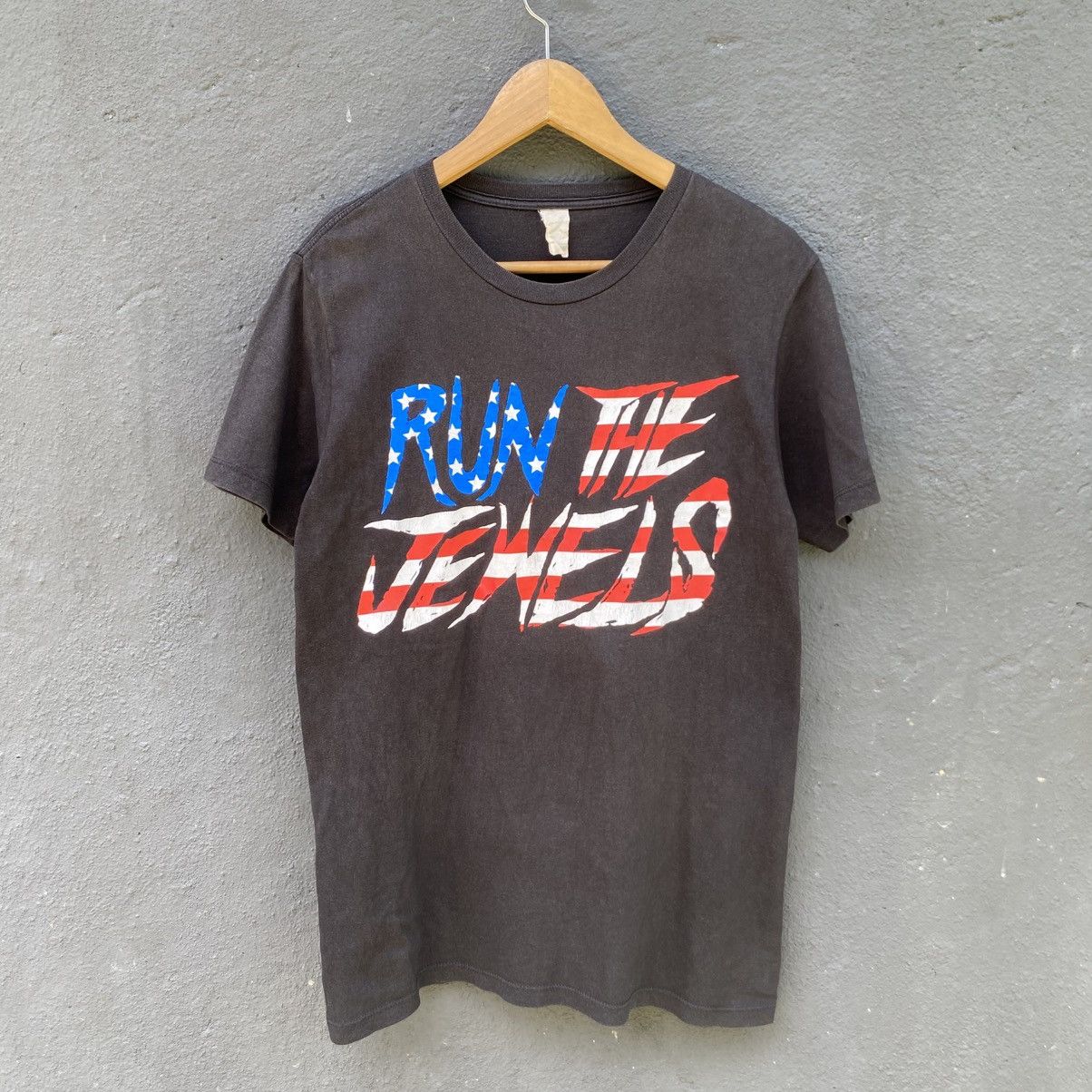 Run The Jewels Thrashed Faded Run The Jewels Hip Hop Duo Tee Size US M / EU 48-50 / 2 - 1 Thumbnail
