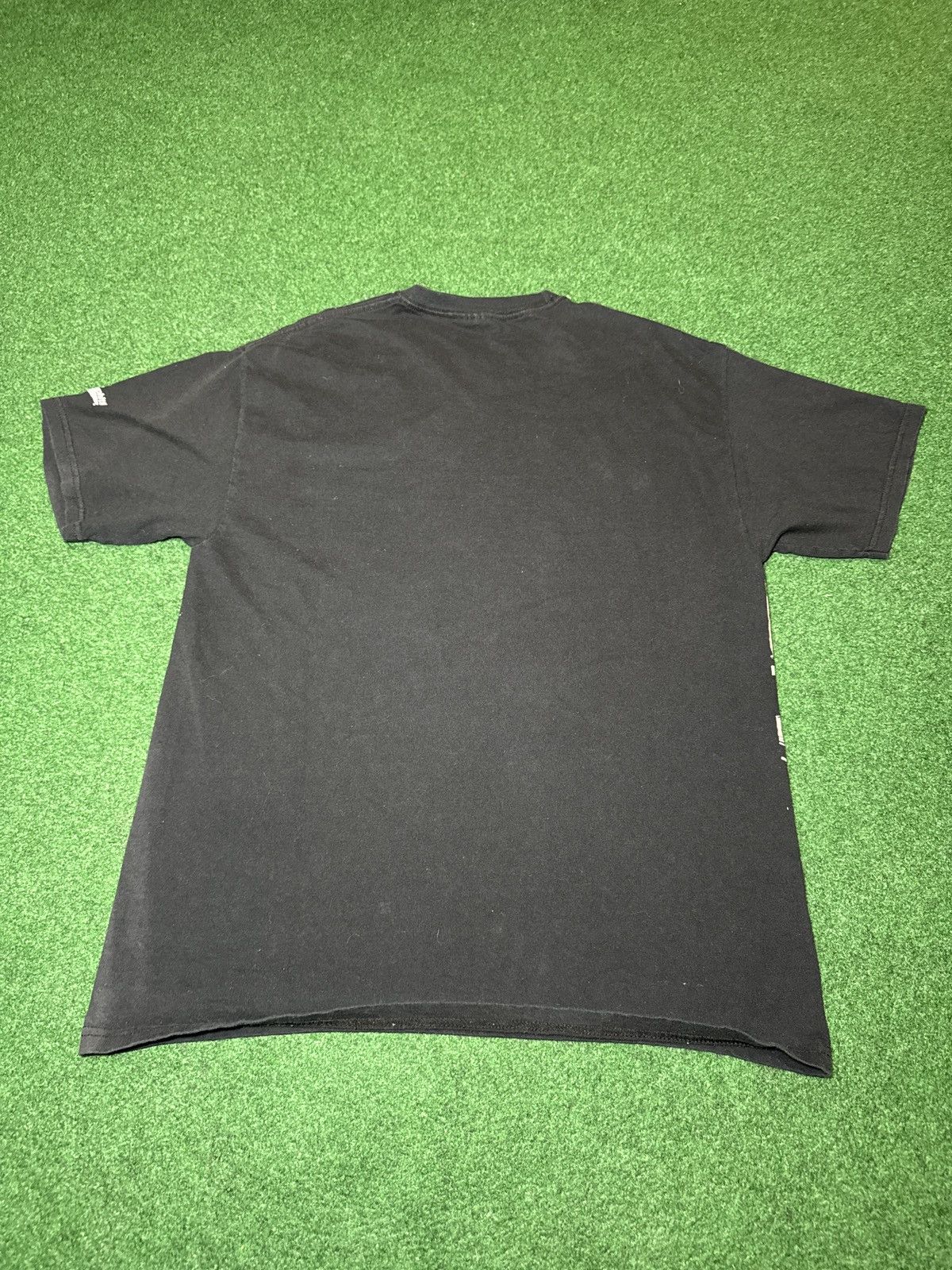 Vintage Vintage Frank Miller Sin City Graphitti Y2K Comic L T Shirt Size US L / EU 52-54 / 3 - 6 Thumbnail