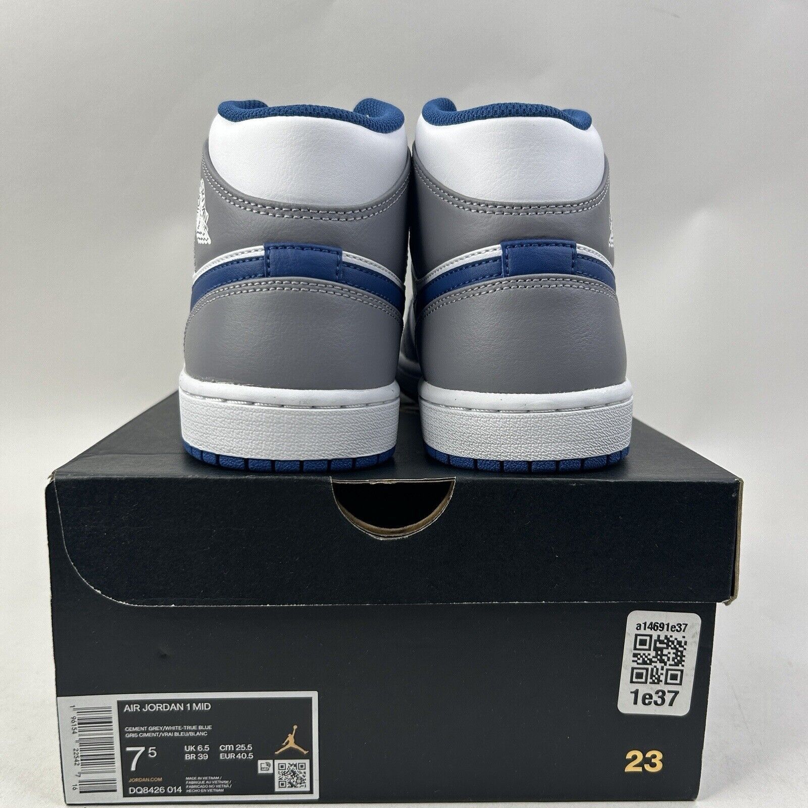 Nike Nike Air Jordan 1 Mid Retro “True Blue” 2024 Size US 7.5 / EU 40-41 - 4 Thumbnail