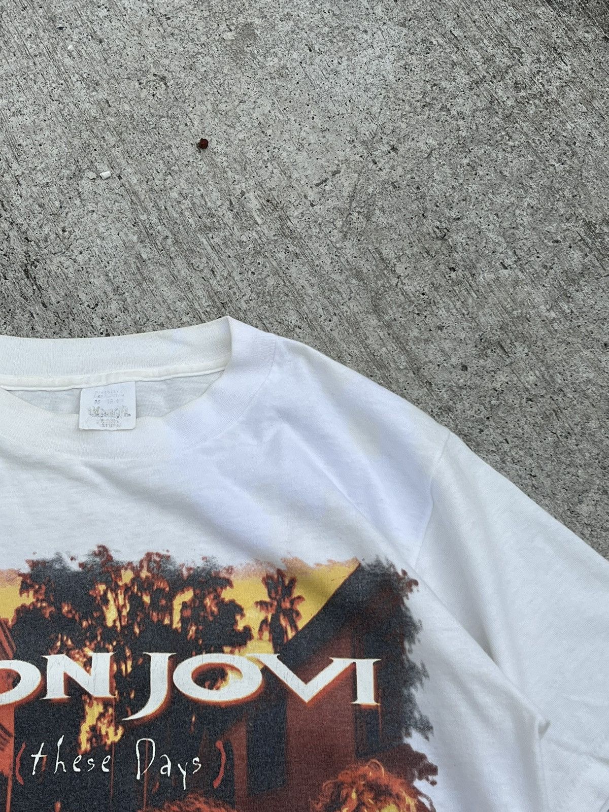 Band Tees × Bon Jovi × Vintage Vintage 90's Bon Jovi These Days Japan Tour Size US M / EU 48-50 / 2 - 5 Thumbnail