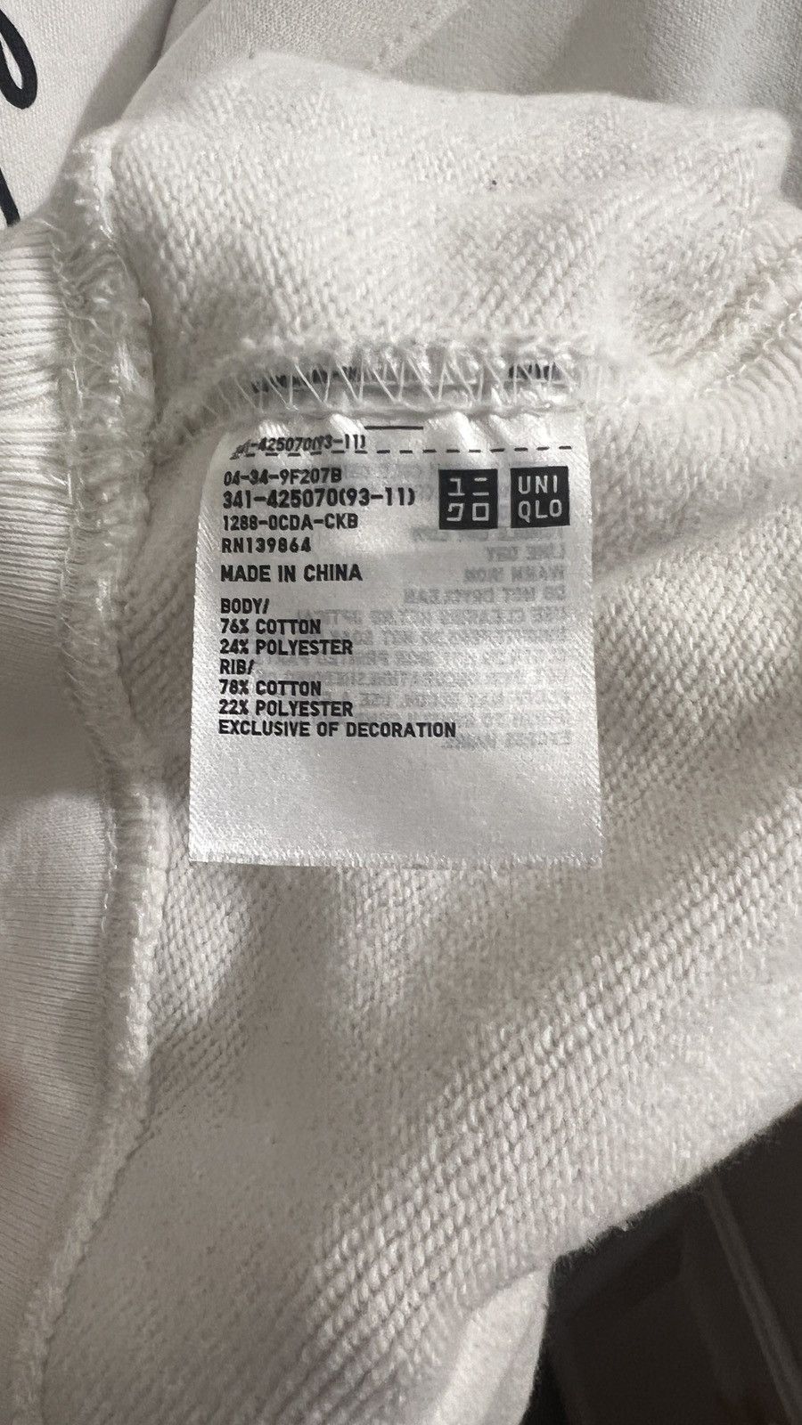 Verdy Verdy Uniqlo Penguin Rise Again White Hoodie Large Size US L / EU 52-54 / 3 - 4 Thumbnail