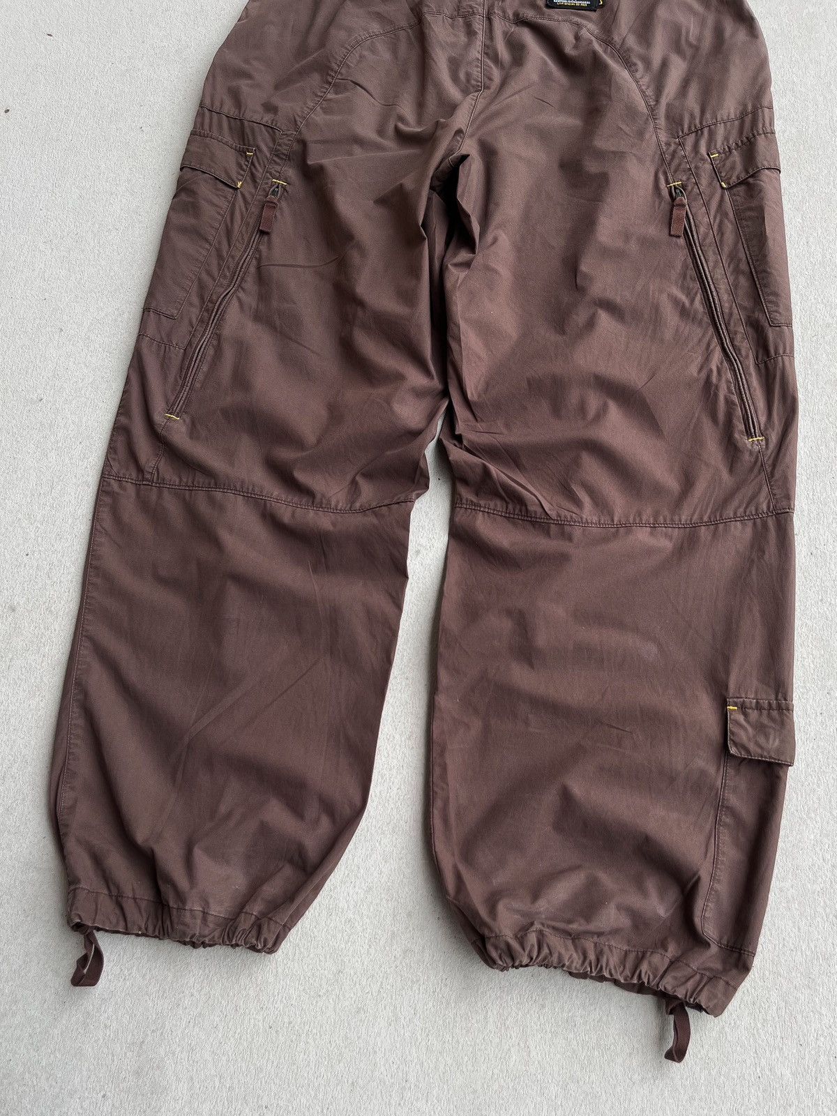 Nike Vtg Nike 1972 Liga oficial do pais wide leg cargo pants Size US 36 / EU 52 - 8 Thumbnail