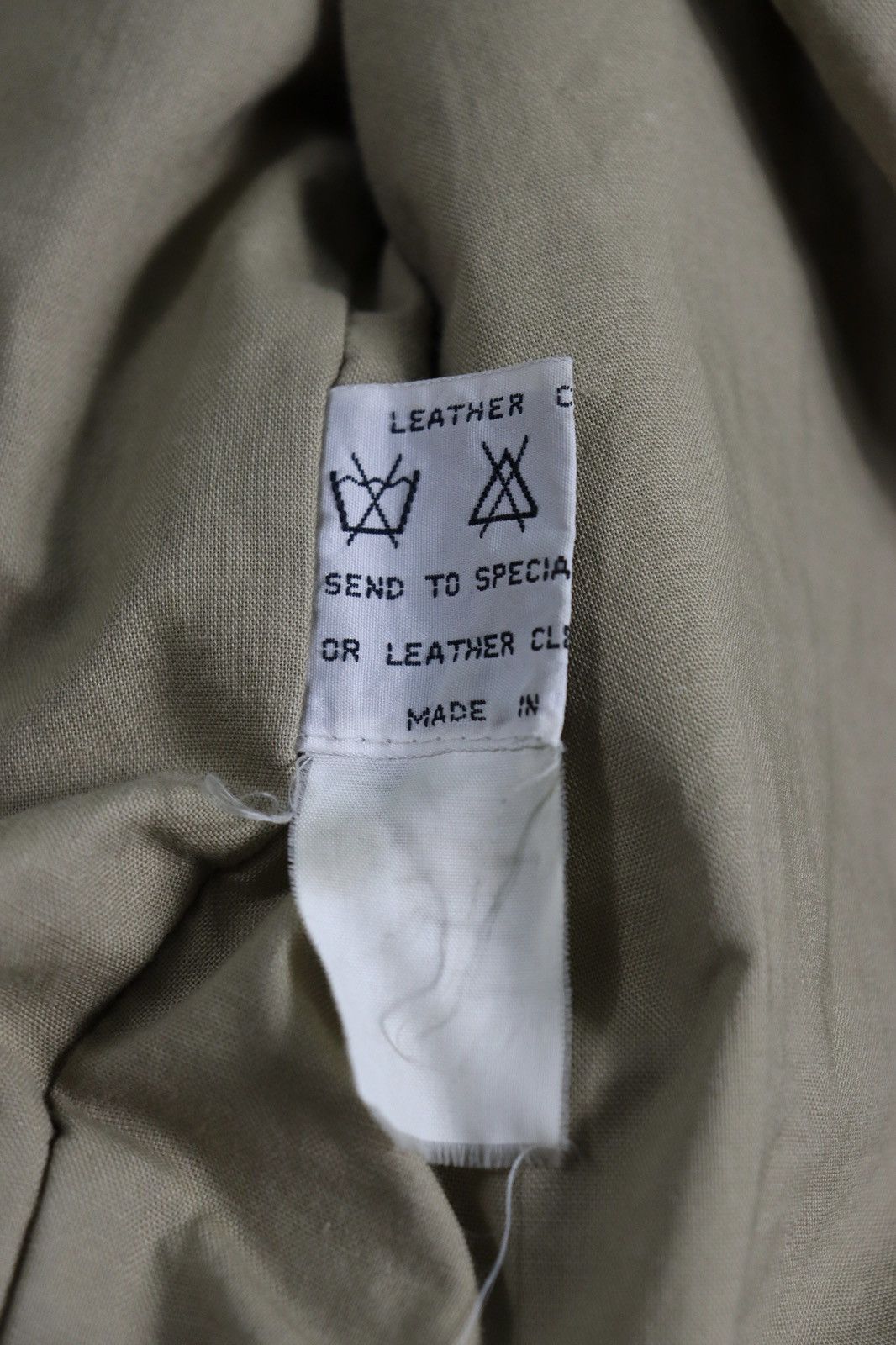 Levi's Vintage Clothing 90’s Levi's Leather Jacket + Puffer Vest Made in Korea Size US M / EU 48-50 / 2 - 13 Thumbnail