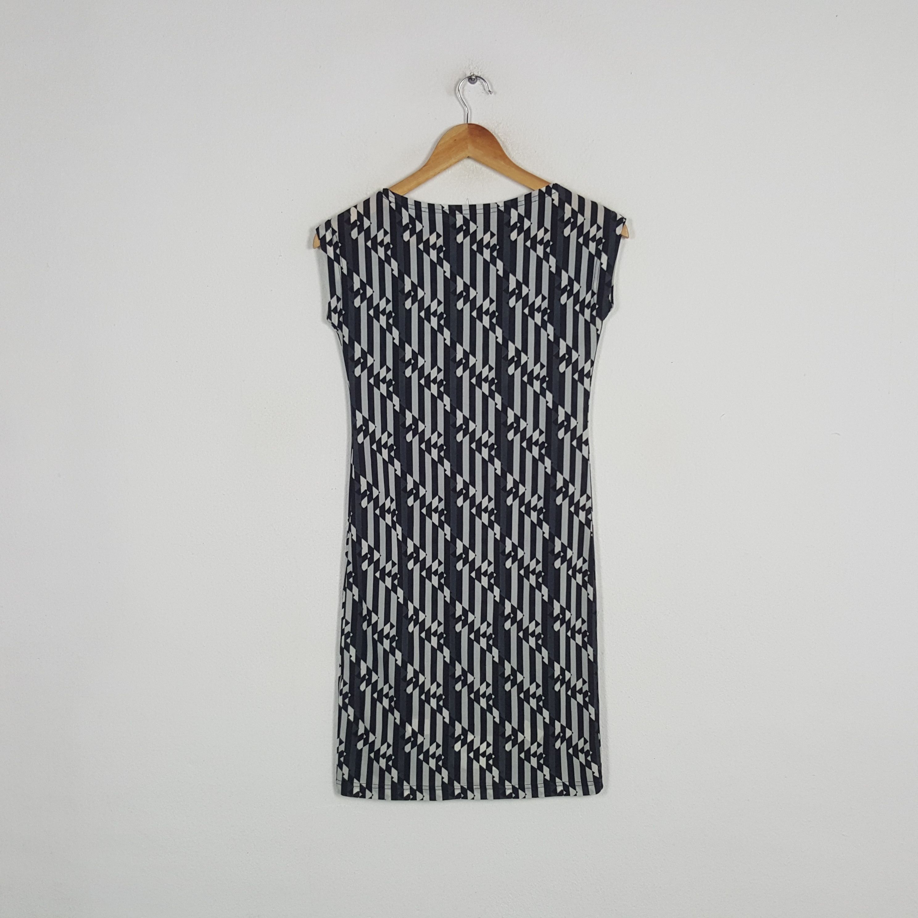 Fendi × Vintage Vintage Fendi Italian Designer Long Tshirt Size XXS / US 00 / IT 34 - 3 Thumbnail