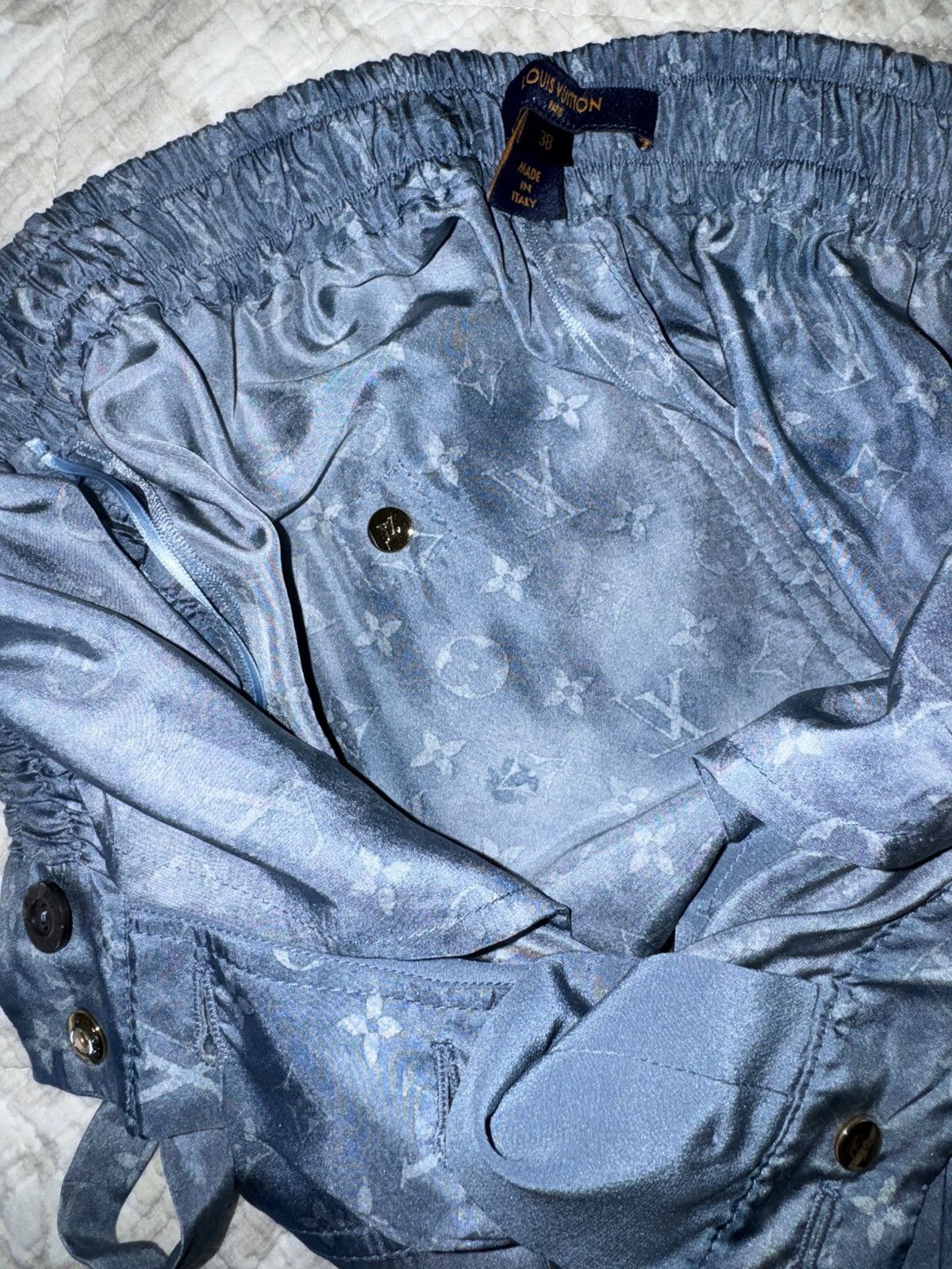 Louis Vuitton Louis Vuitton SS21 Washed Silk Monogram, IT38 Size 26" / US 2 / IT 38 - 8 Thumbnail