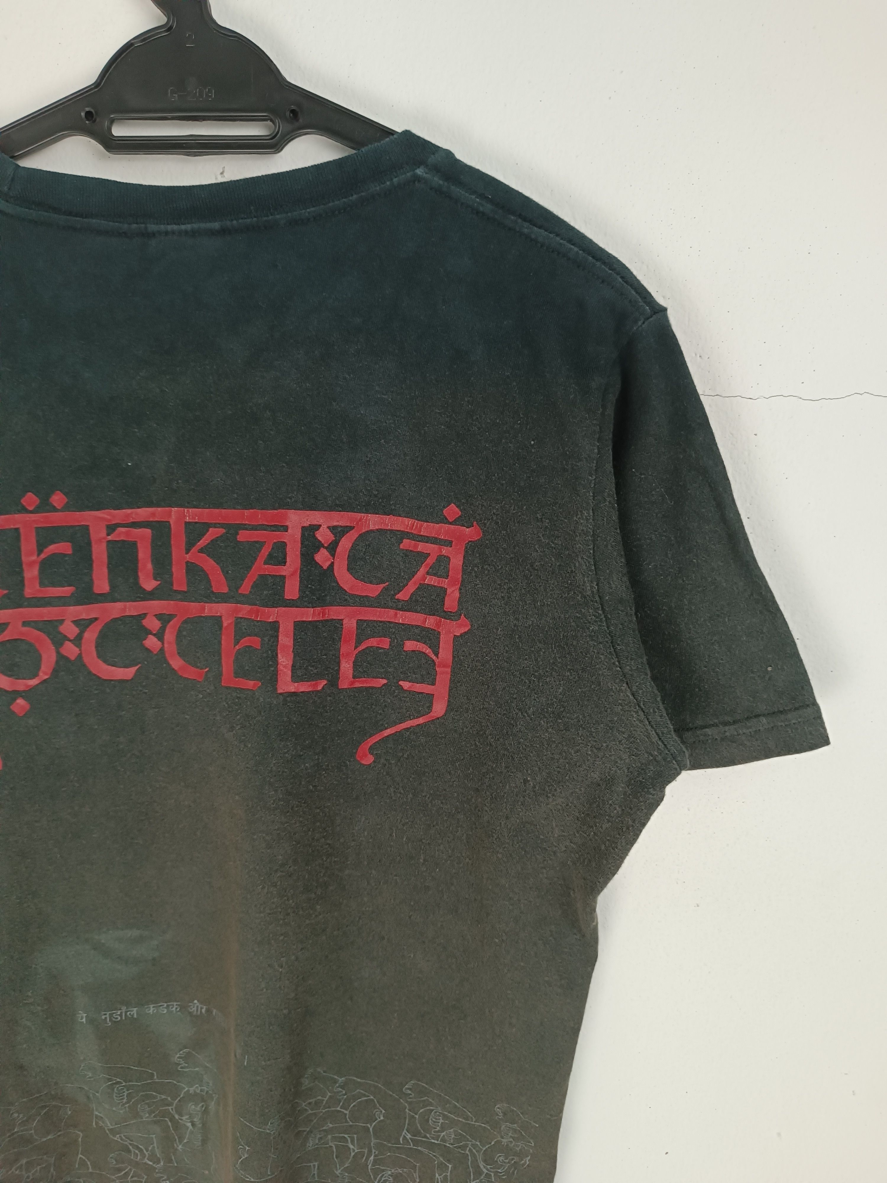 Band Tees VINTAGE Y2K FADED MAXIMUM THE HORMONE TEE babymetal brahman Size US M / EU 48-50 / 2 - 11 Thumbnail