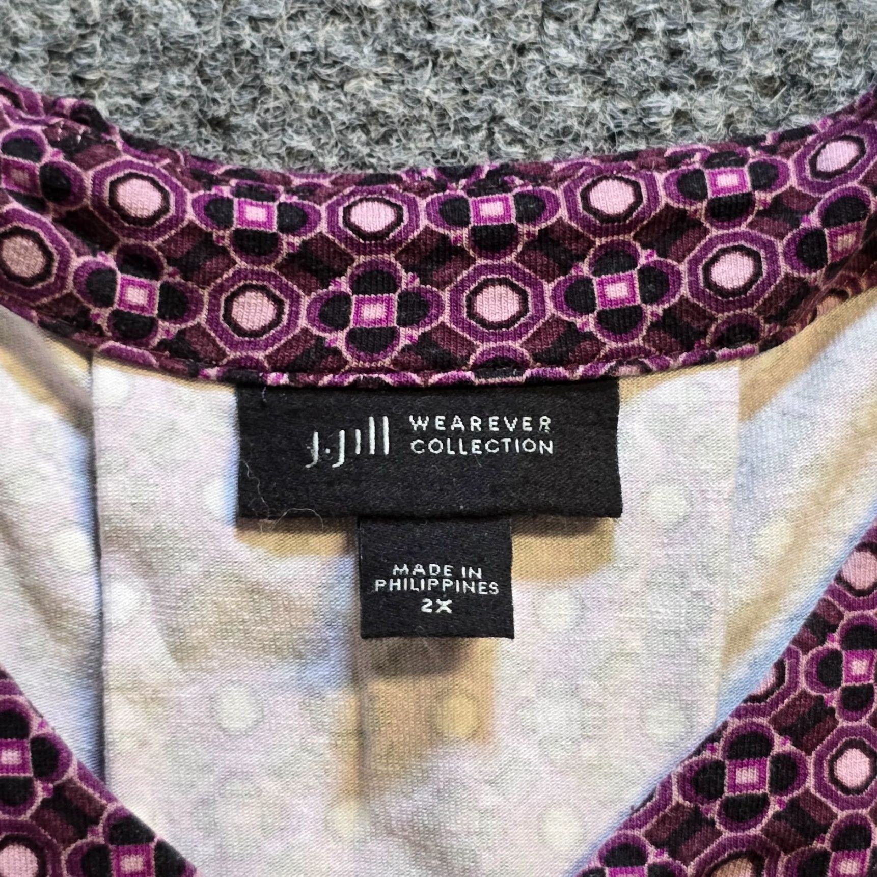 J. Jill J. Jill Top Womens 2X Purple Geometric 3/4 Sleeve V-Neck Stretch Wearever Casual Shirt Mens Womens Boys Girls Size XXL / US 16-18 / IT 52-54 - 3 Thumbnail