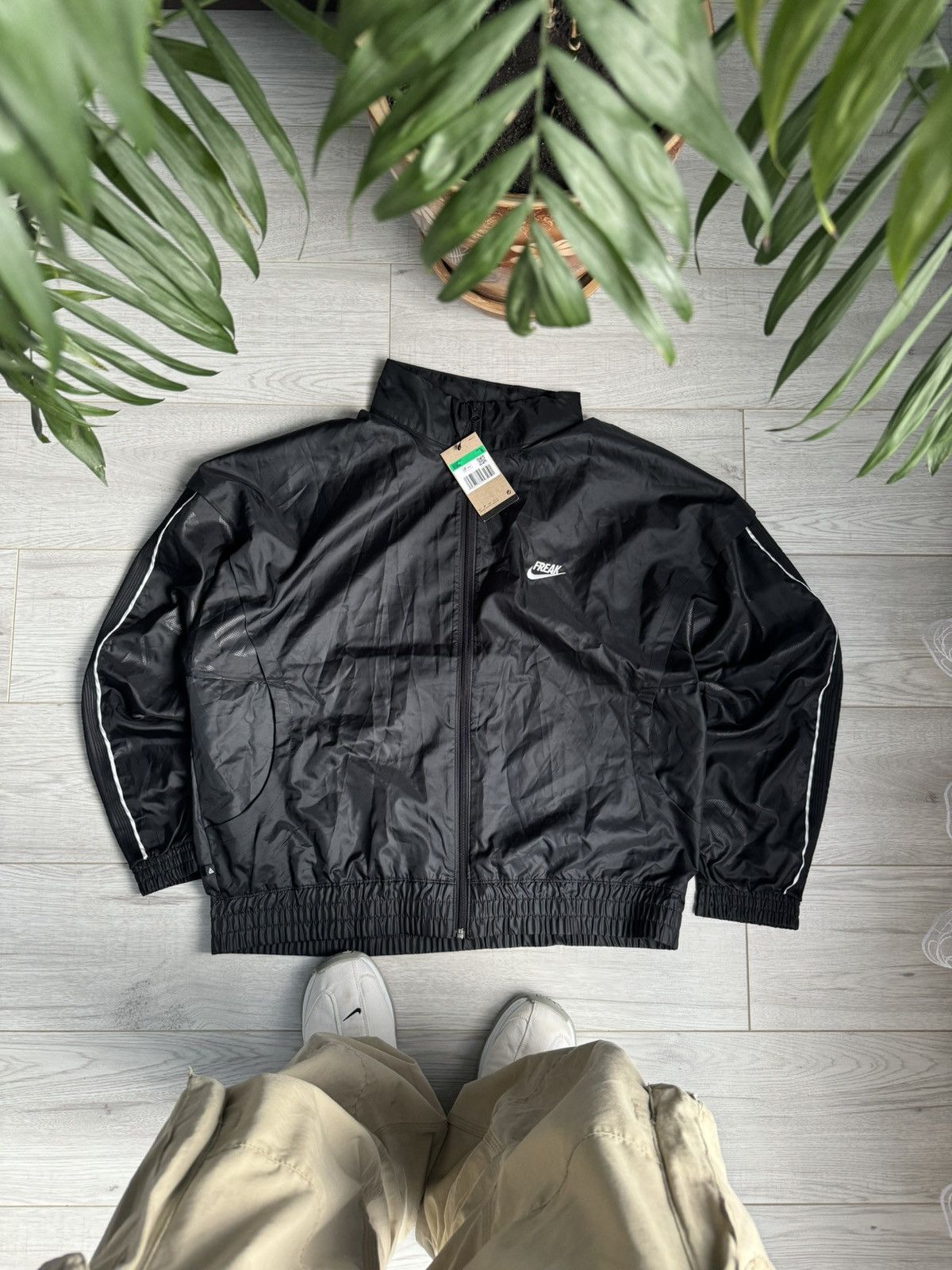 Nike freak jacket deals