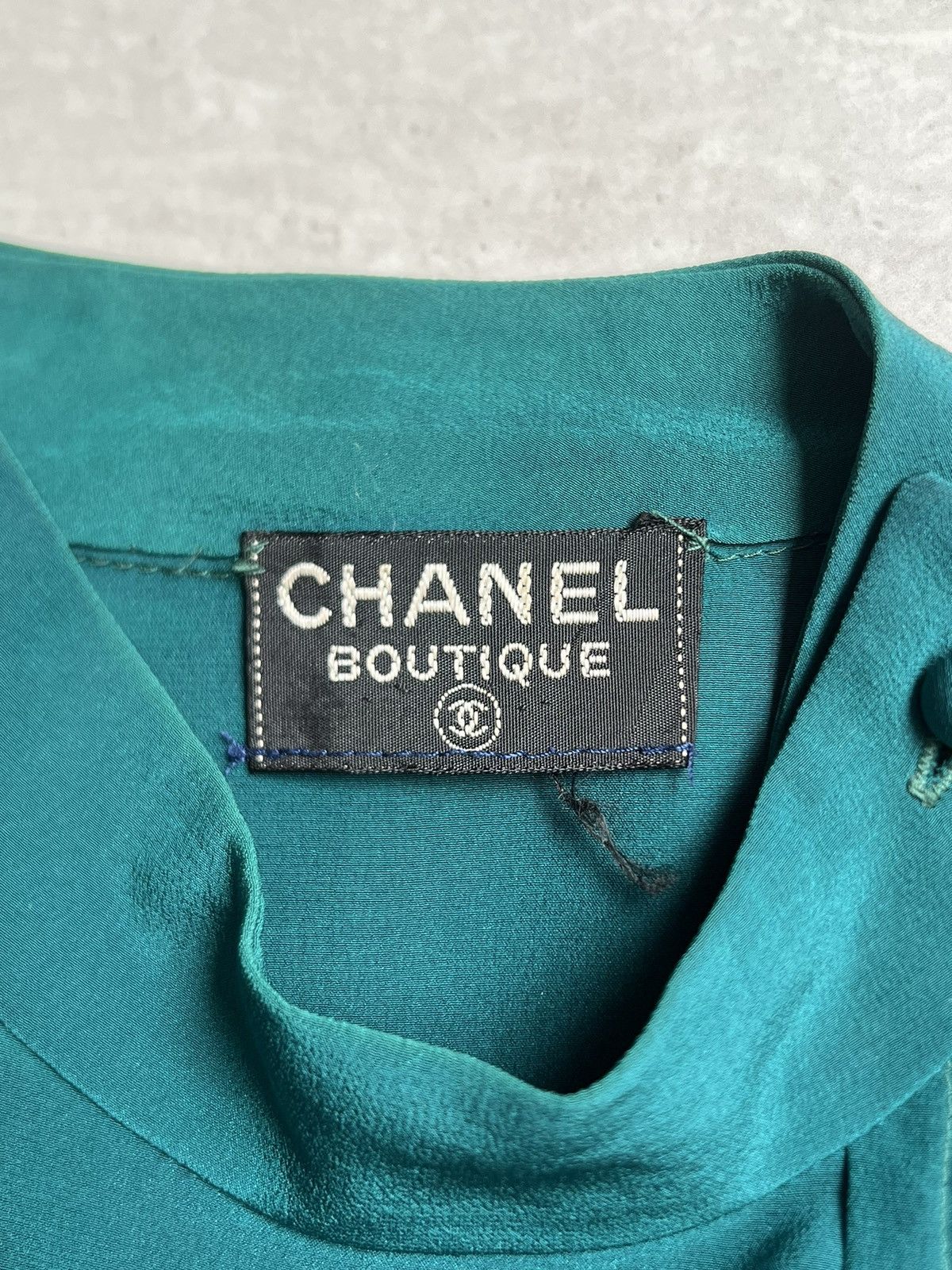 Chanel CHANEL BOUTIQUE Green Blouse Size XS / US 0-2 / IT 36-38 - 6 Thumbnail
